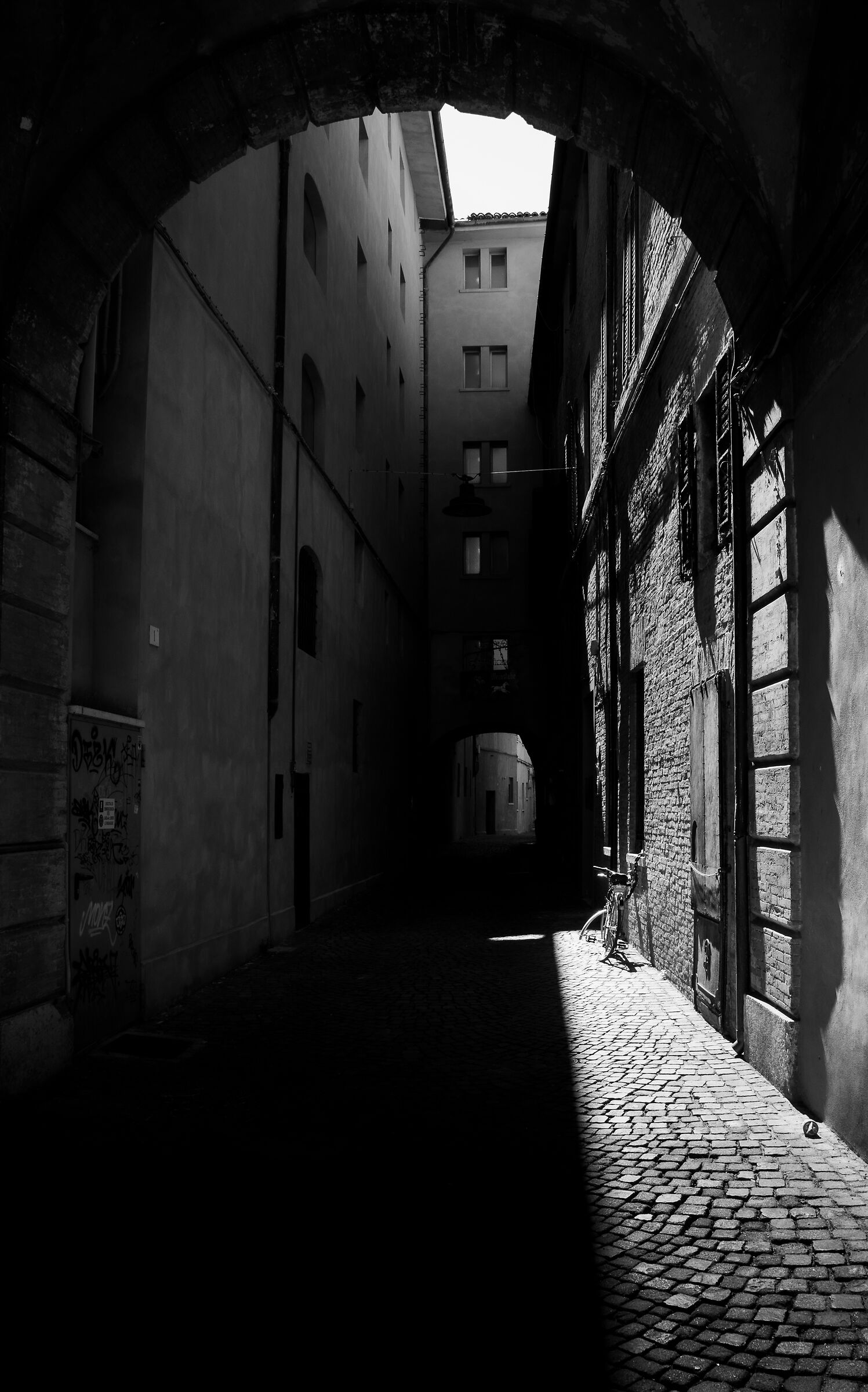 bicycle thieves (when one chain is not enough)