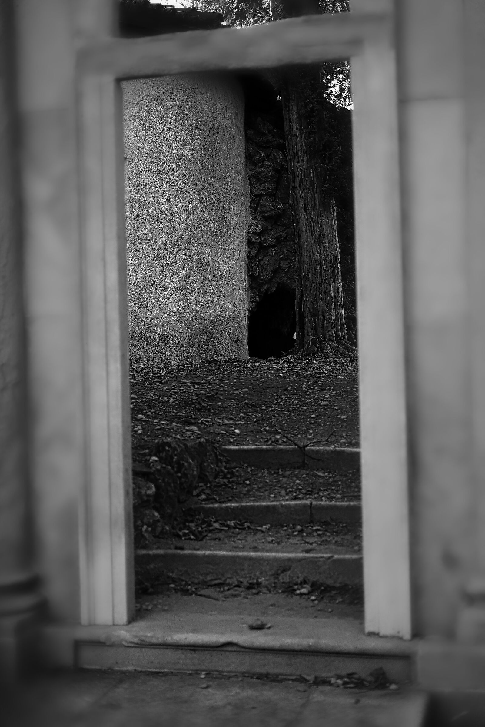 The door that doesn't exist