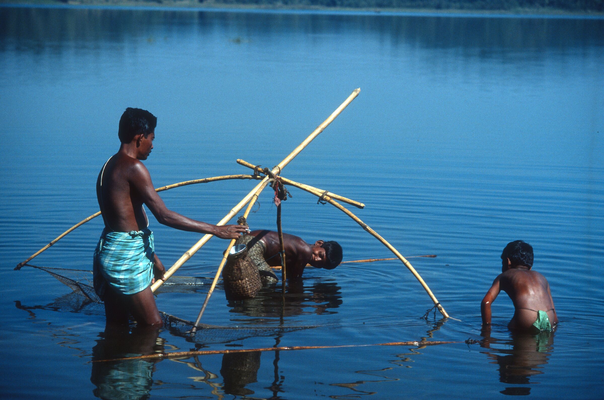 pesca nel cilika lake