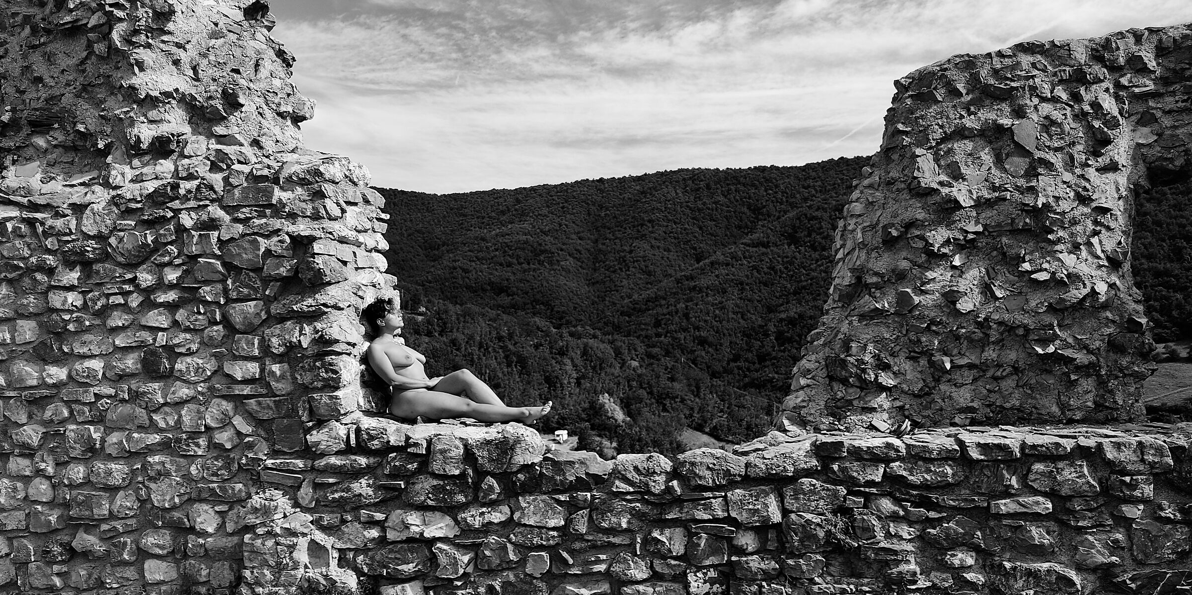 Tra le rovine
