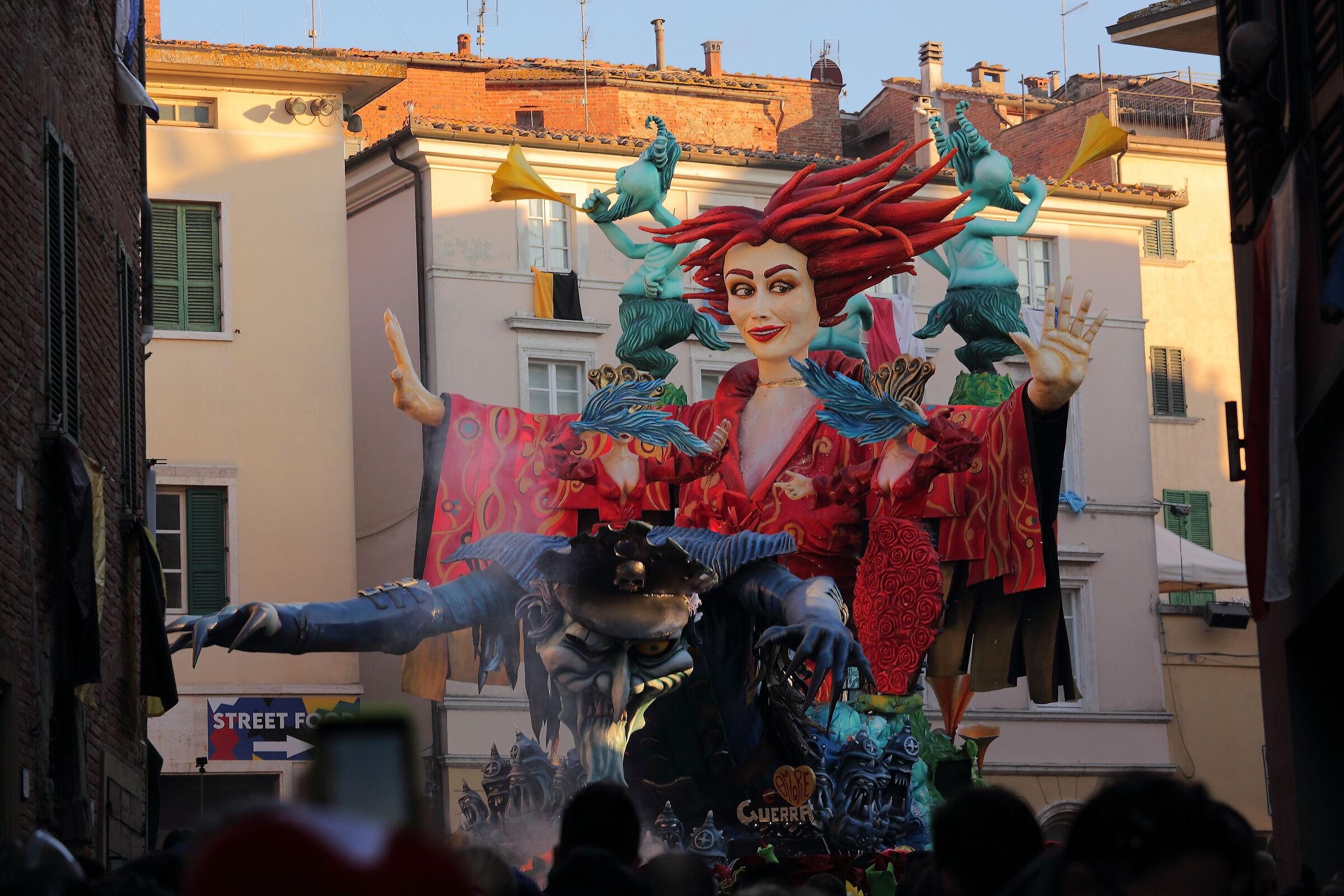 The bow of the big chariot