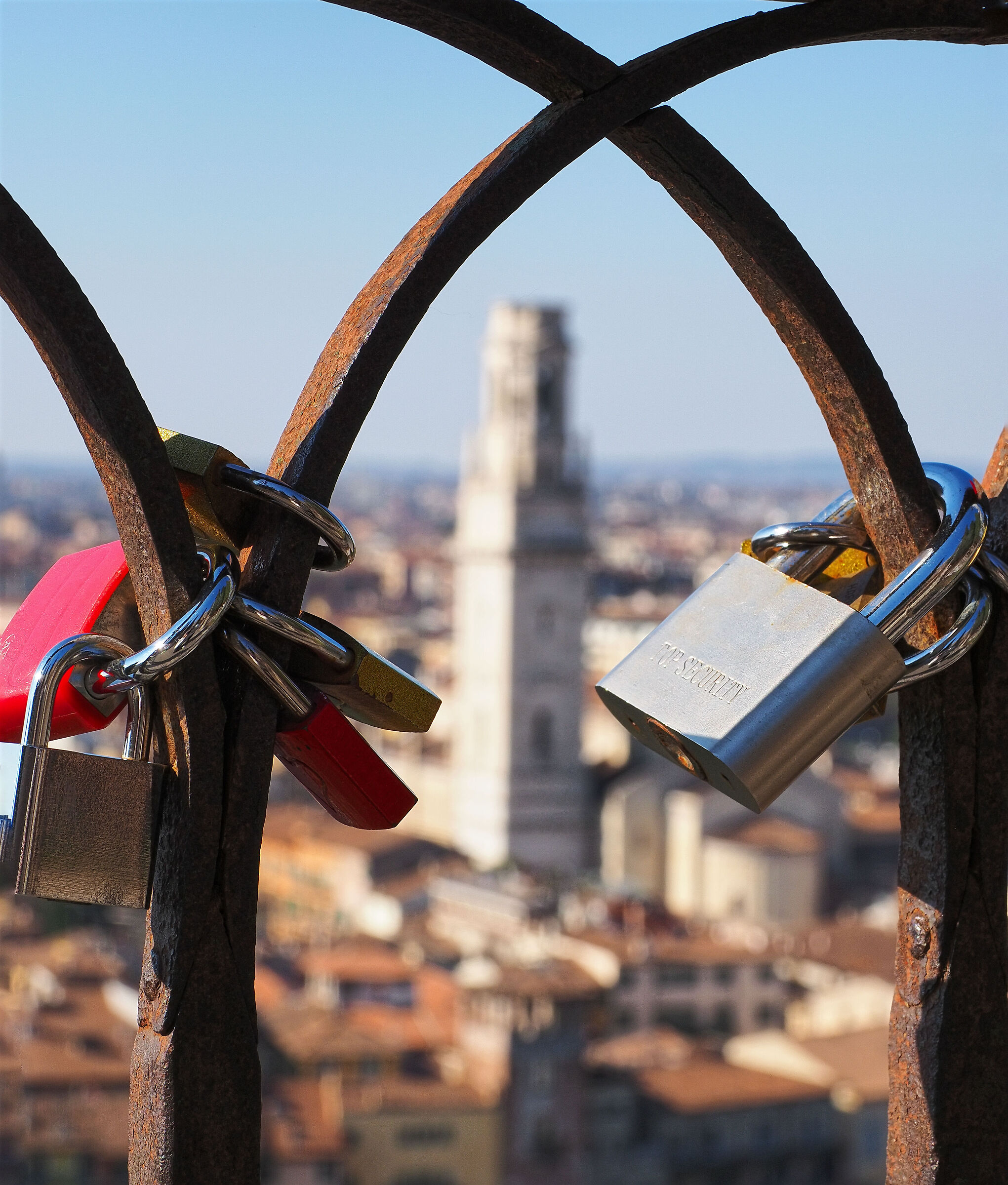 San Valentino nella città dell'amore...il pegno