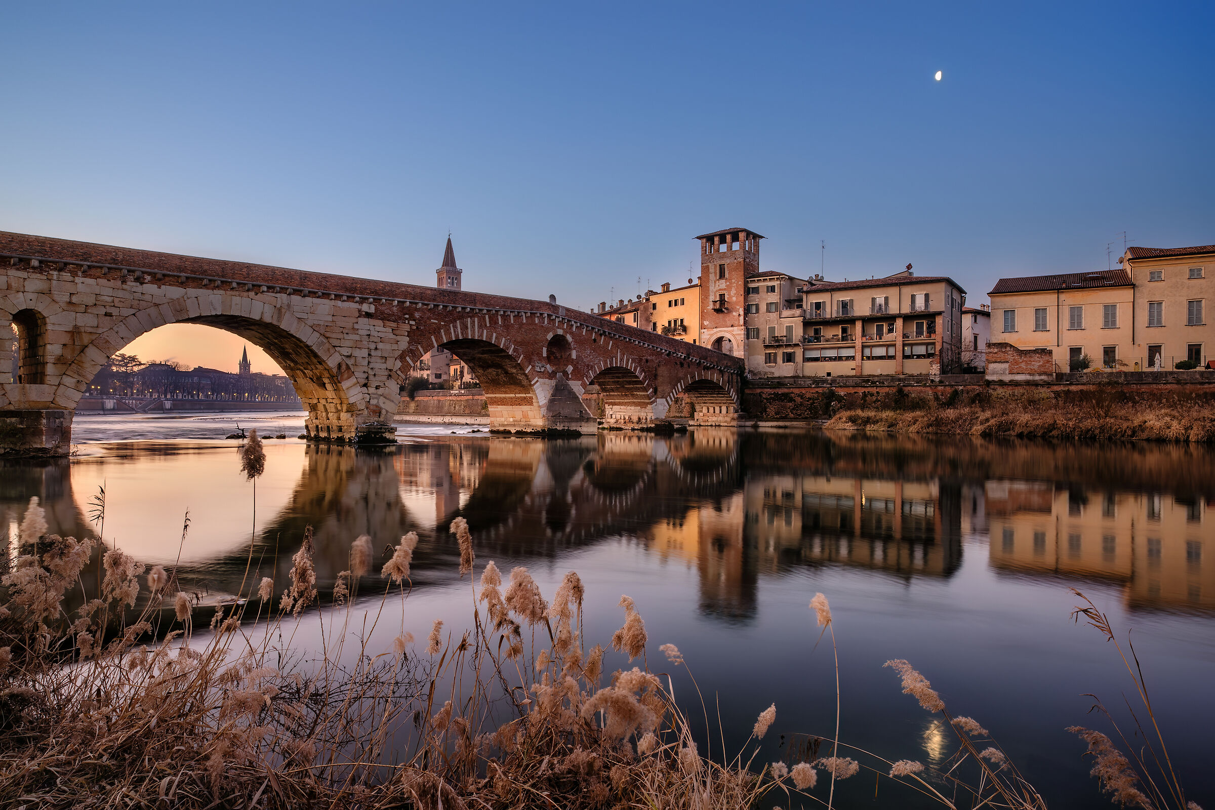 Verona Ponte Pietra shortly after sunrise