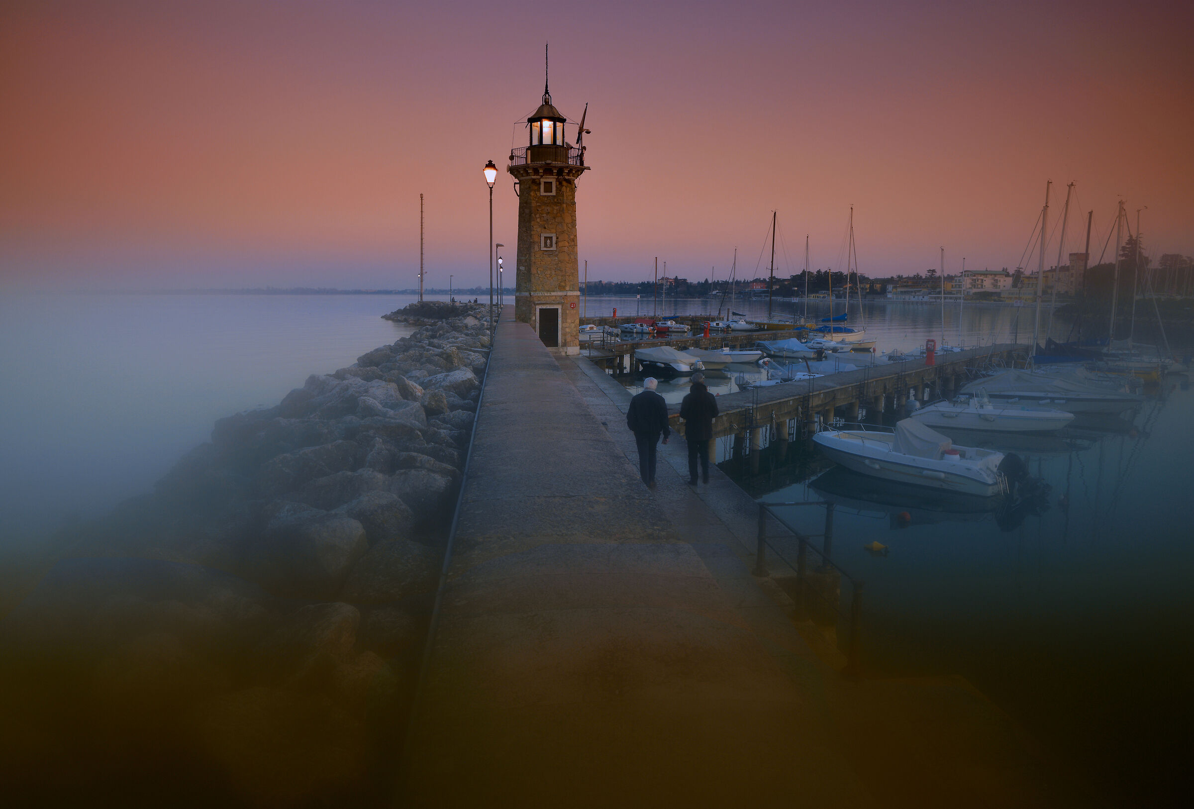 passeggiando all'alba