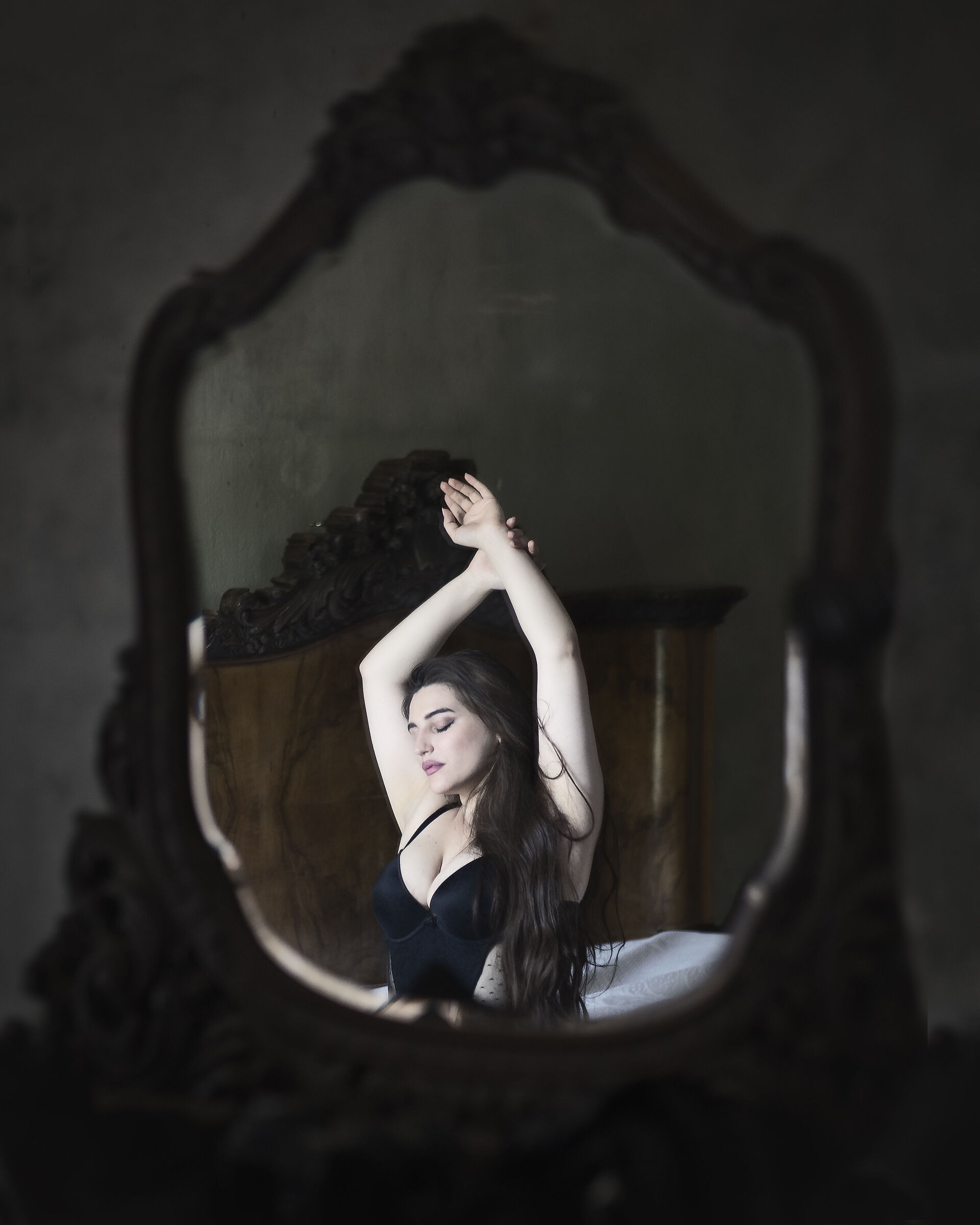 BEAUTY IN THE MIRROR