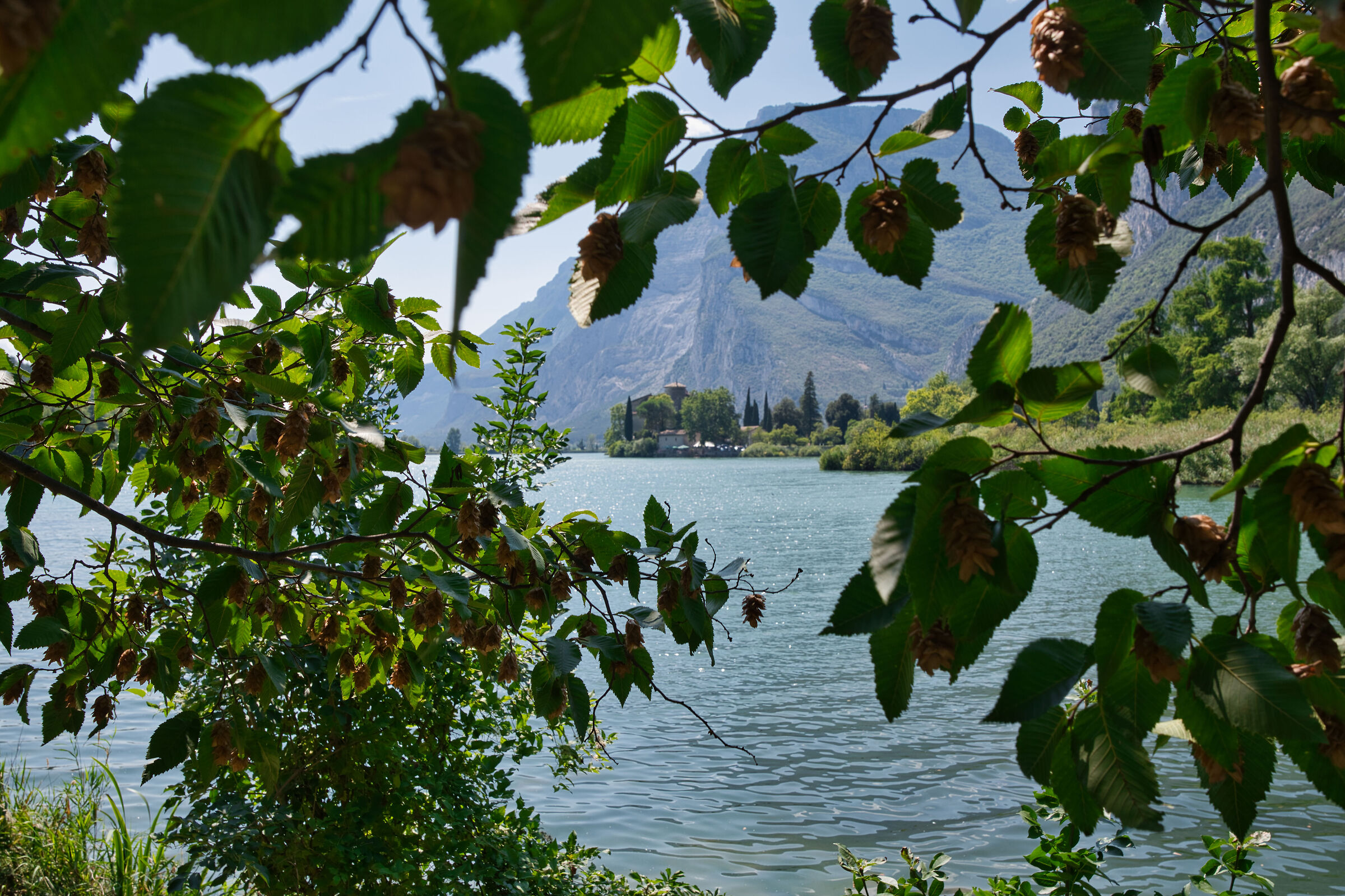 Lake and castle of Toblino