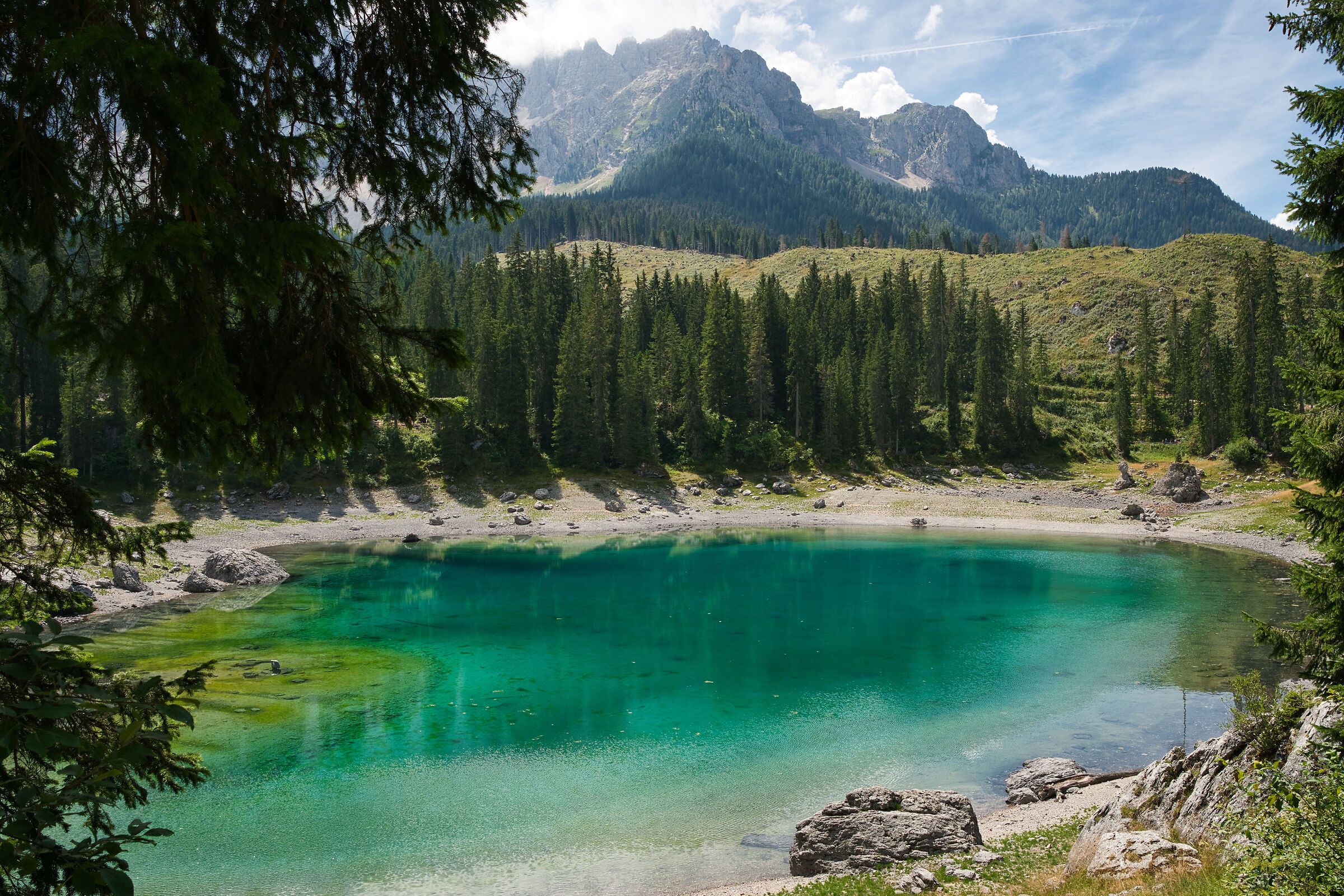 Lake Carezza1