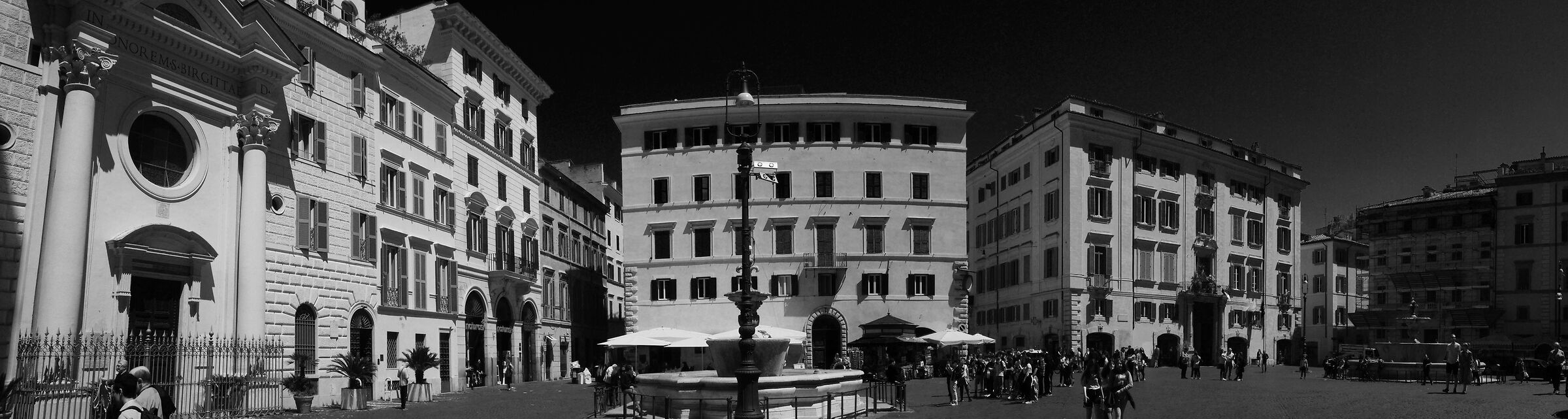 Piazza Farnese