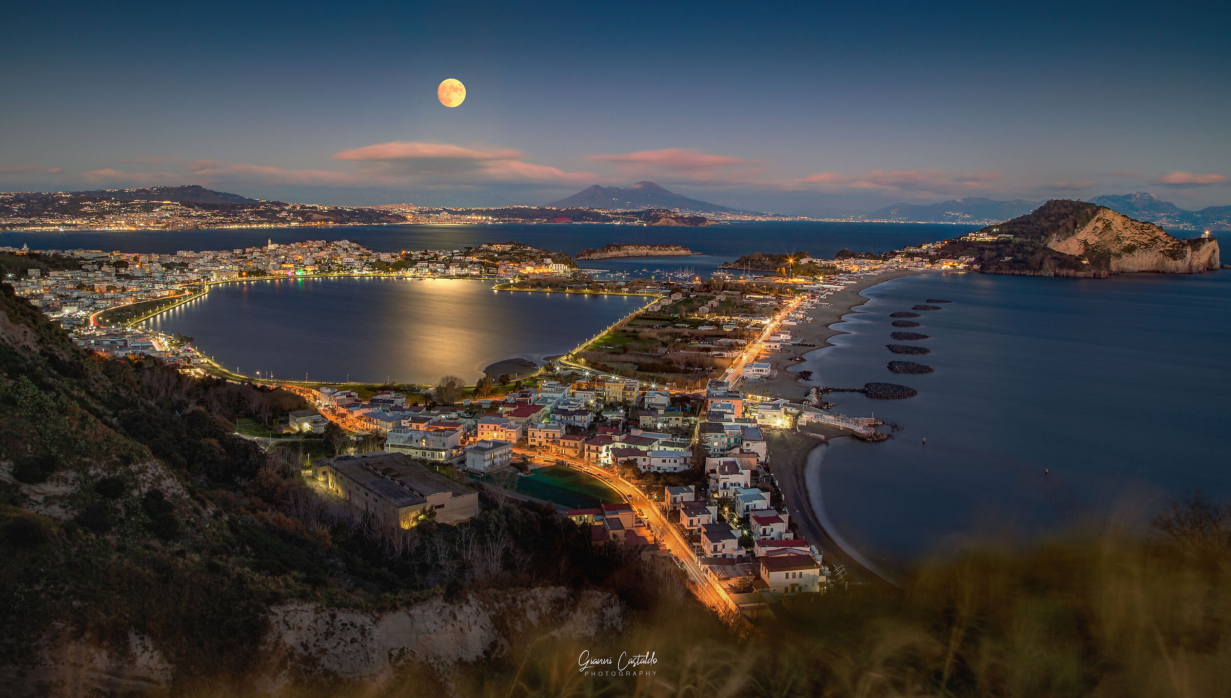Dal Monte di Procida al Vesuvio in un colpo d'occhio