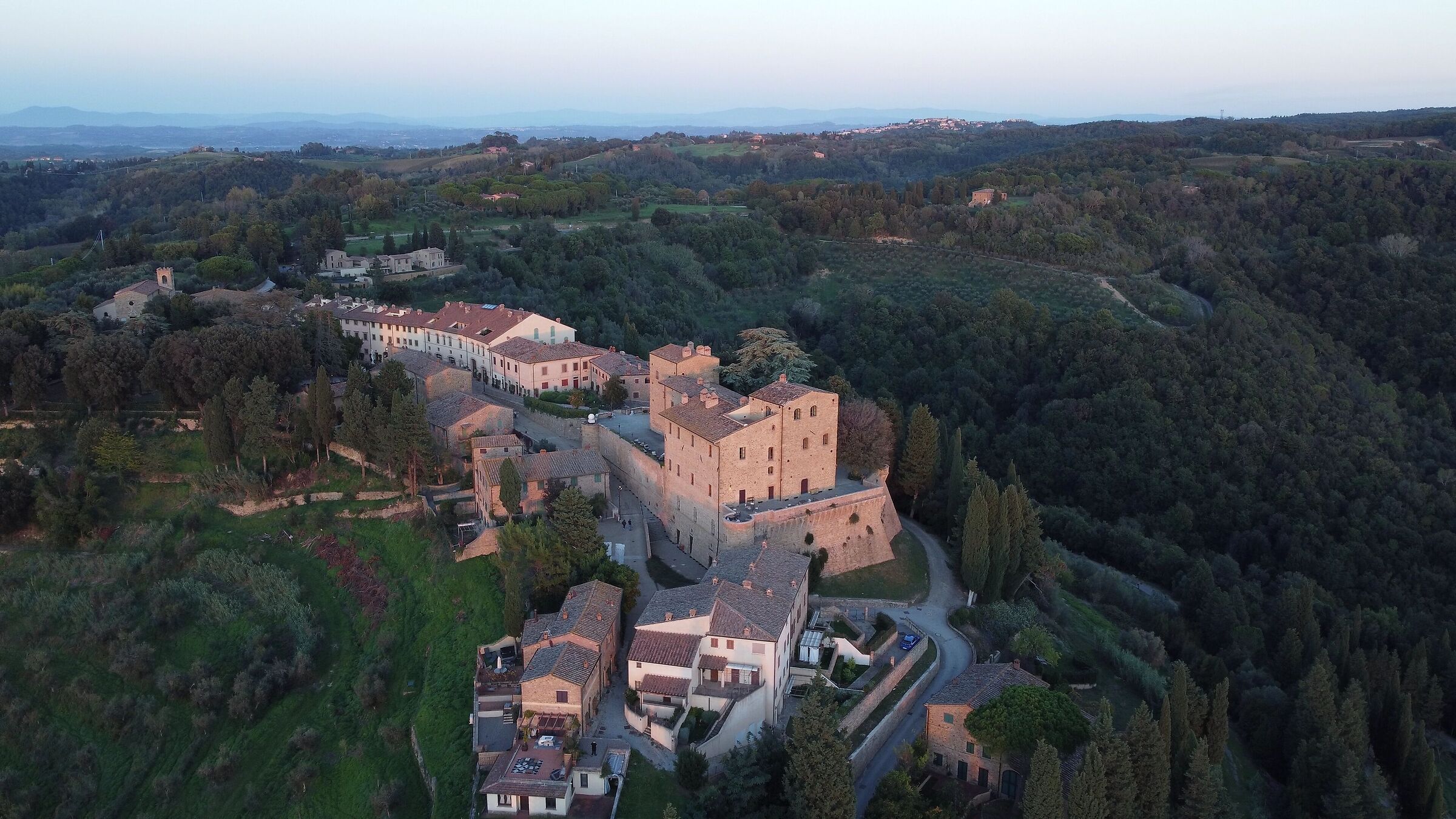 Borgo di Castelfalfi