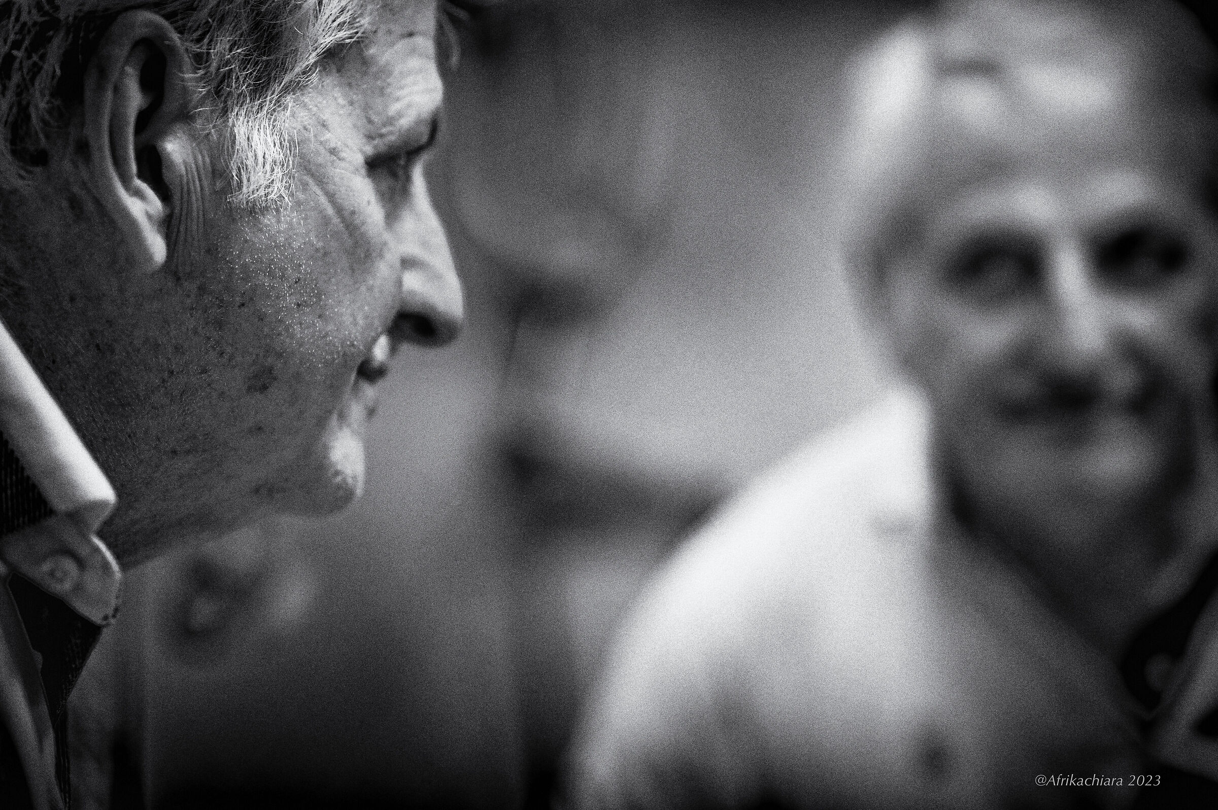 The revealing mirror