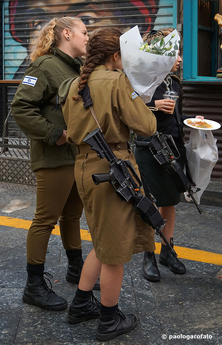 Mettete dei fiori nei vostri cannoni