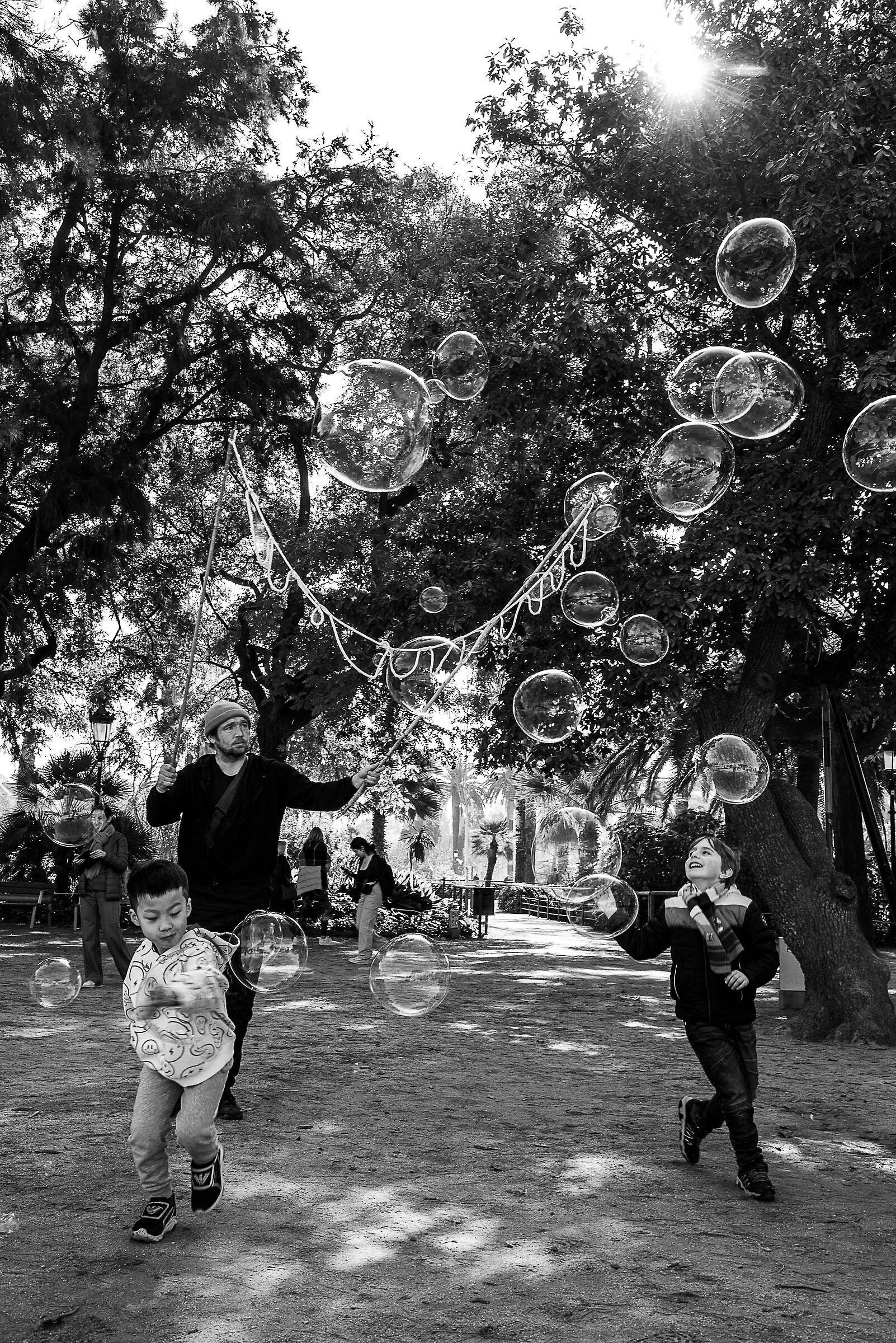 children and soap bubbles