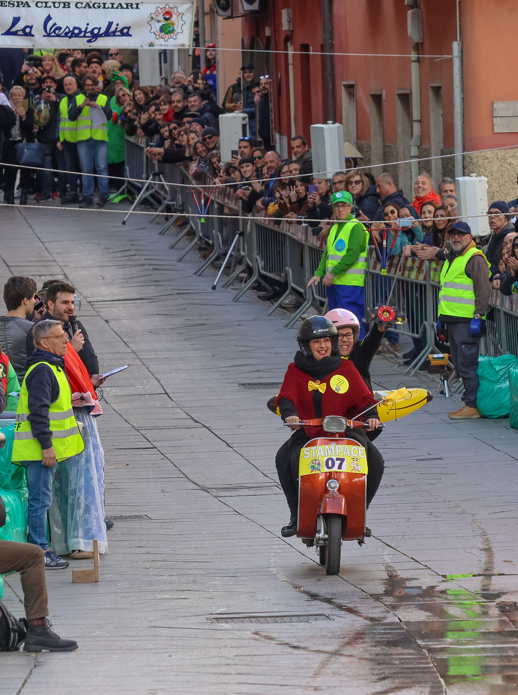 La sartiglieta in vespa