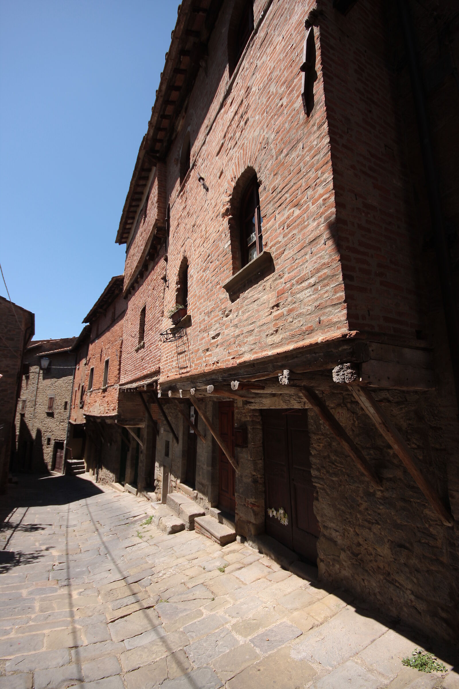 Medieval houses of Vicolo Iannelli