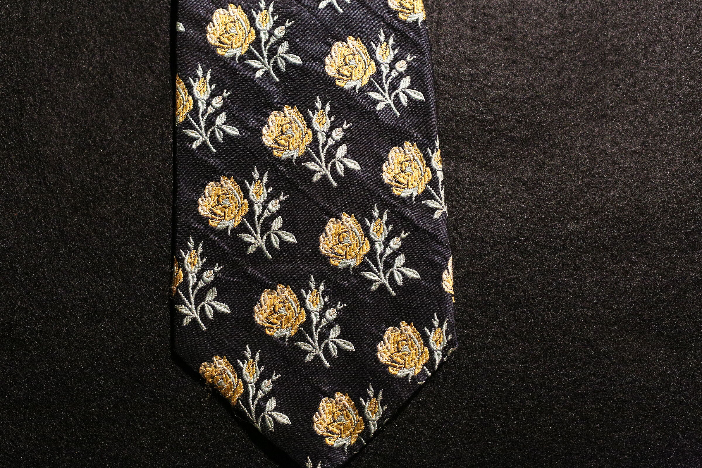 " ISO DodicimilaOttocento ", Milvus Zeiss 50, 1.4-...