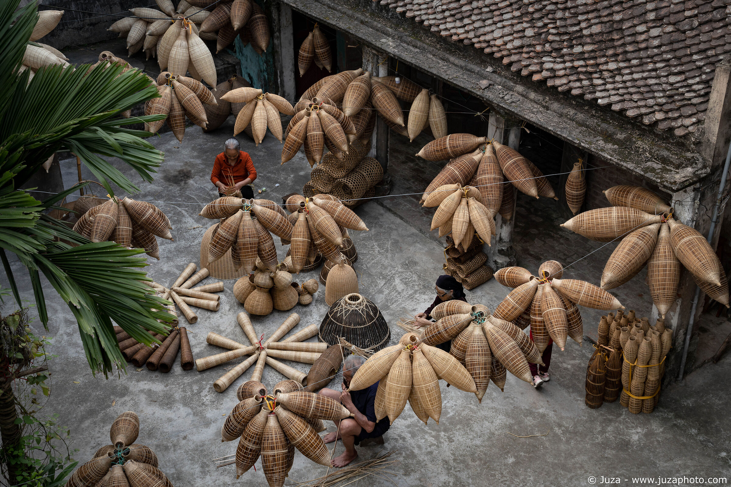 Handicrafts of Thu Sy