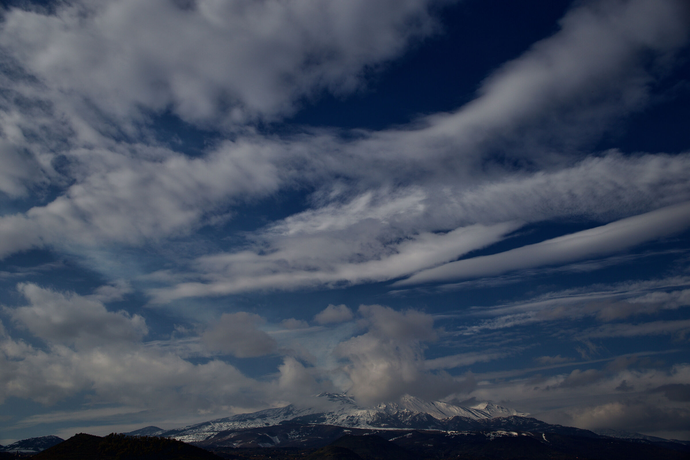 Brushstrokes on Etna