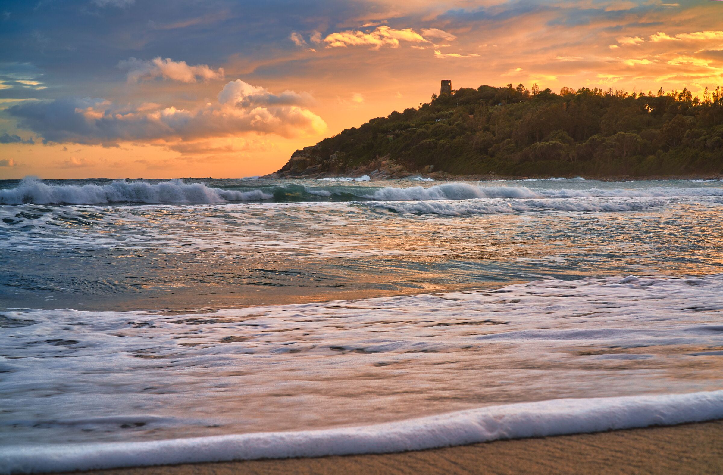 tramonto al mare in inverno