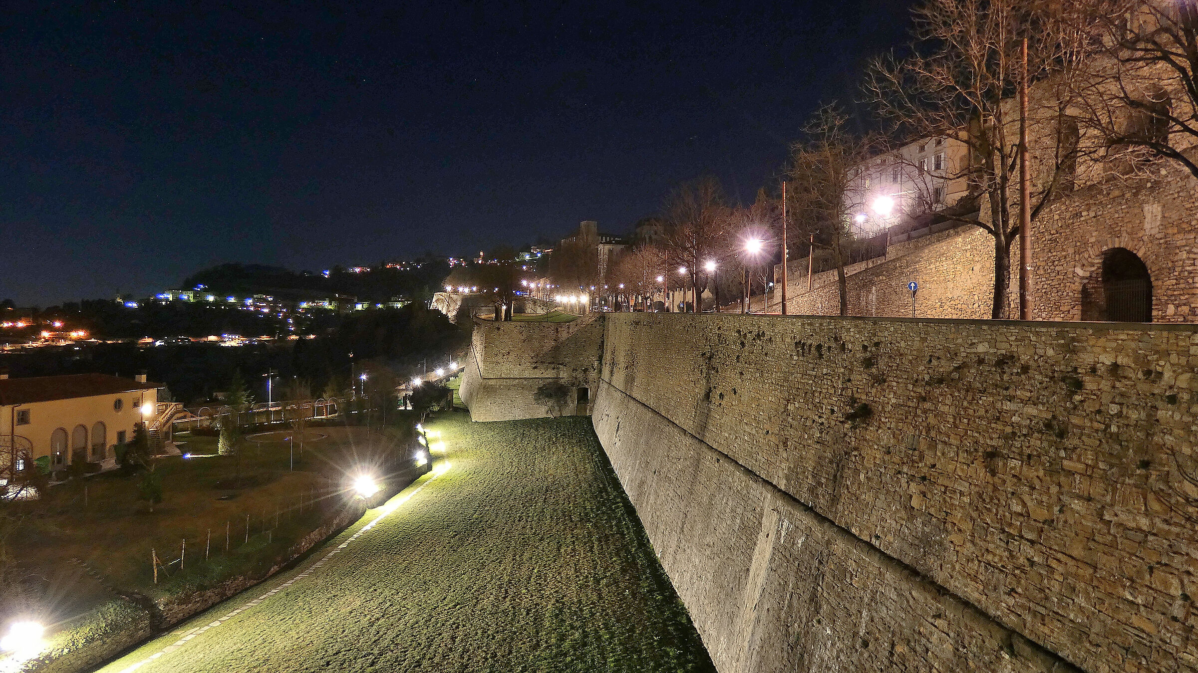 Night on the avenue of the Venetian walls of Bergamo Alta