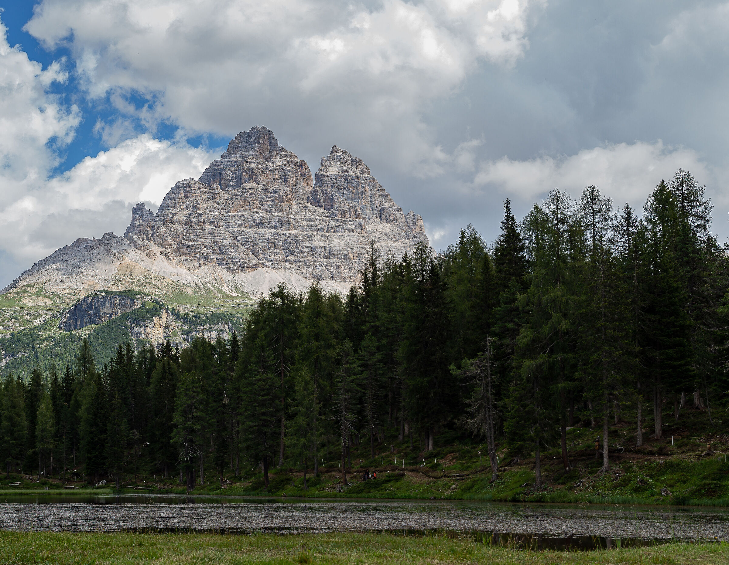 Towards the Three Peaks