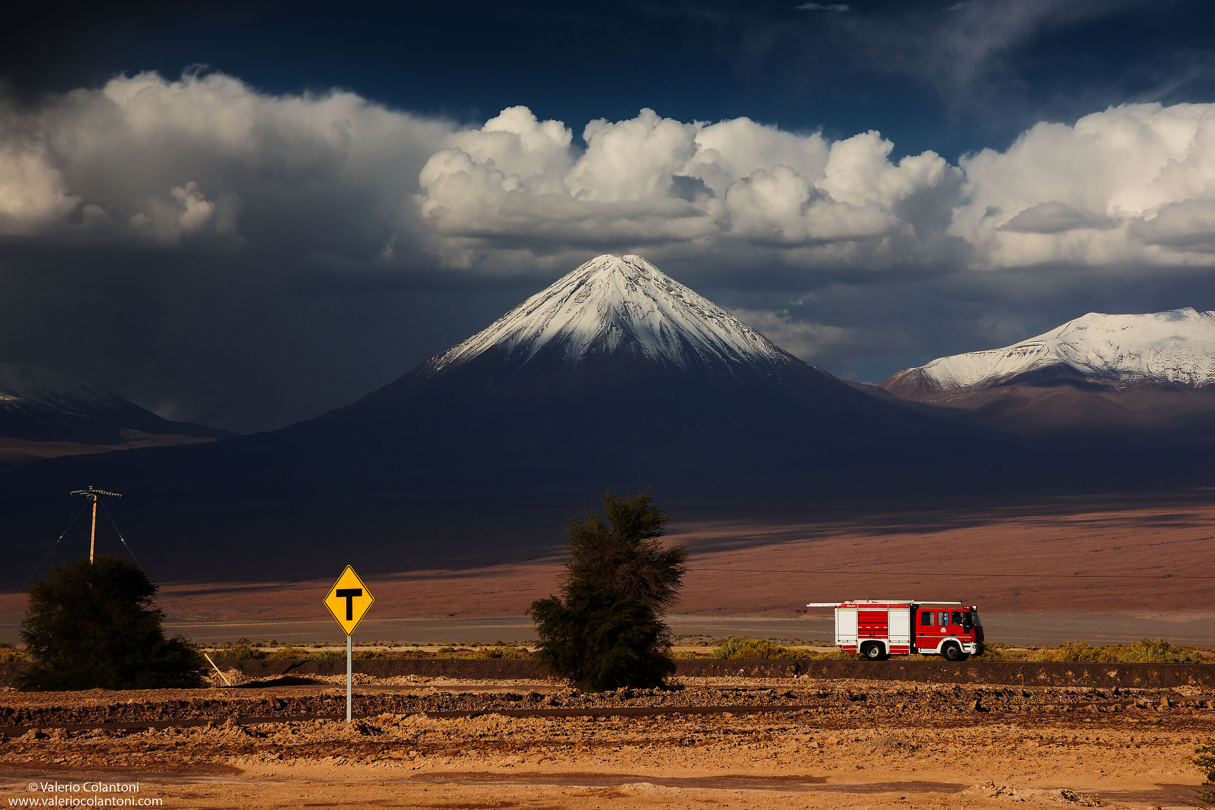 The Licancabur and the bomberos...