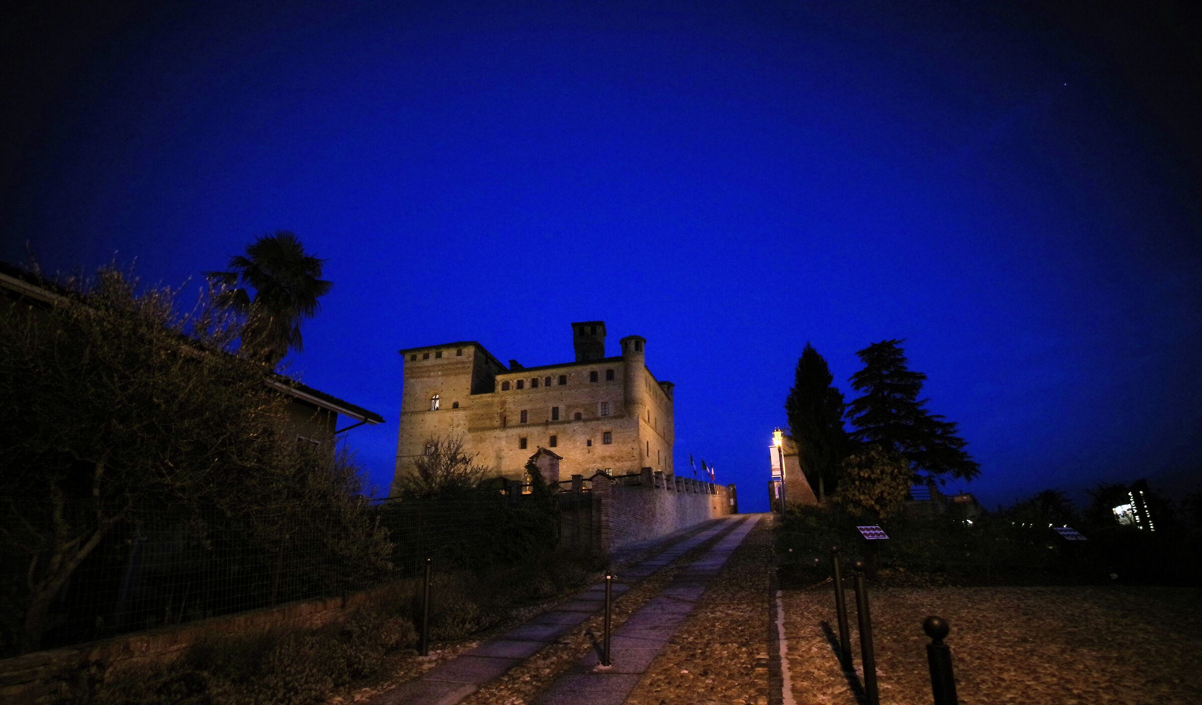 Castello di Grinzane Cavour