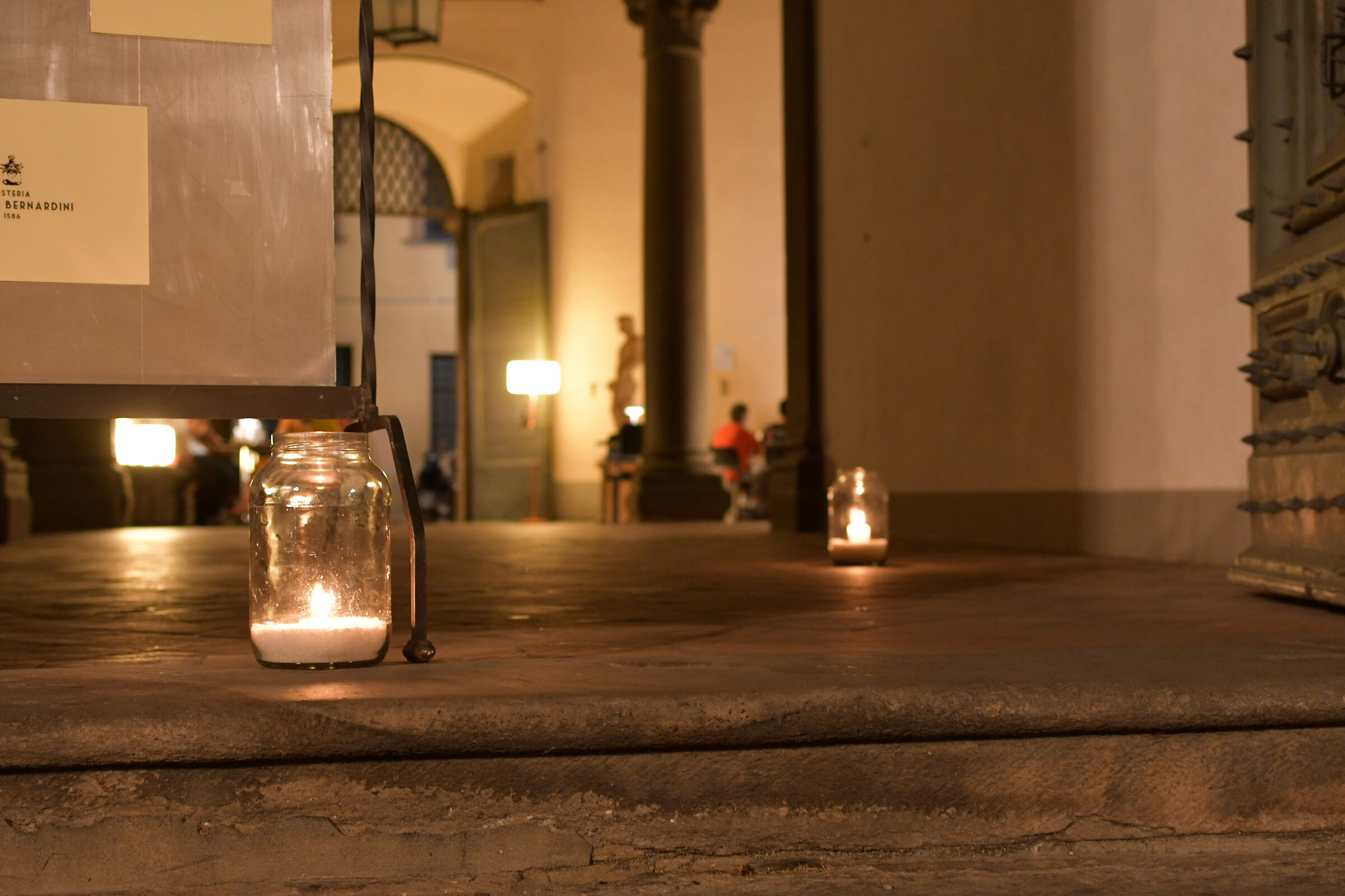 Lucca Candle by night