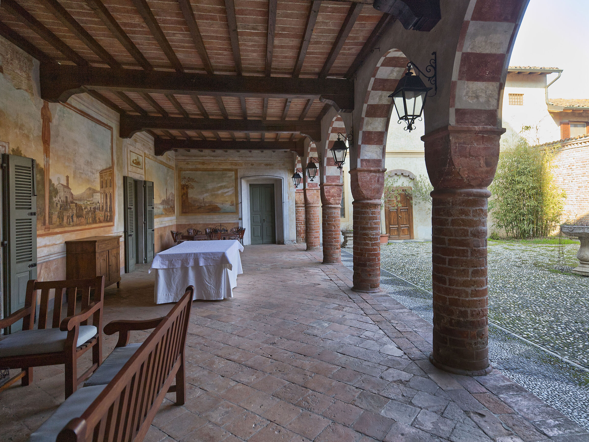 Villa Bottini, esterni