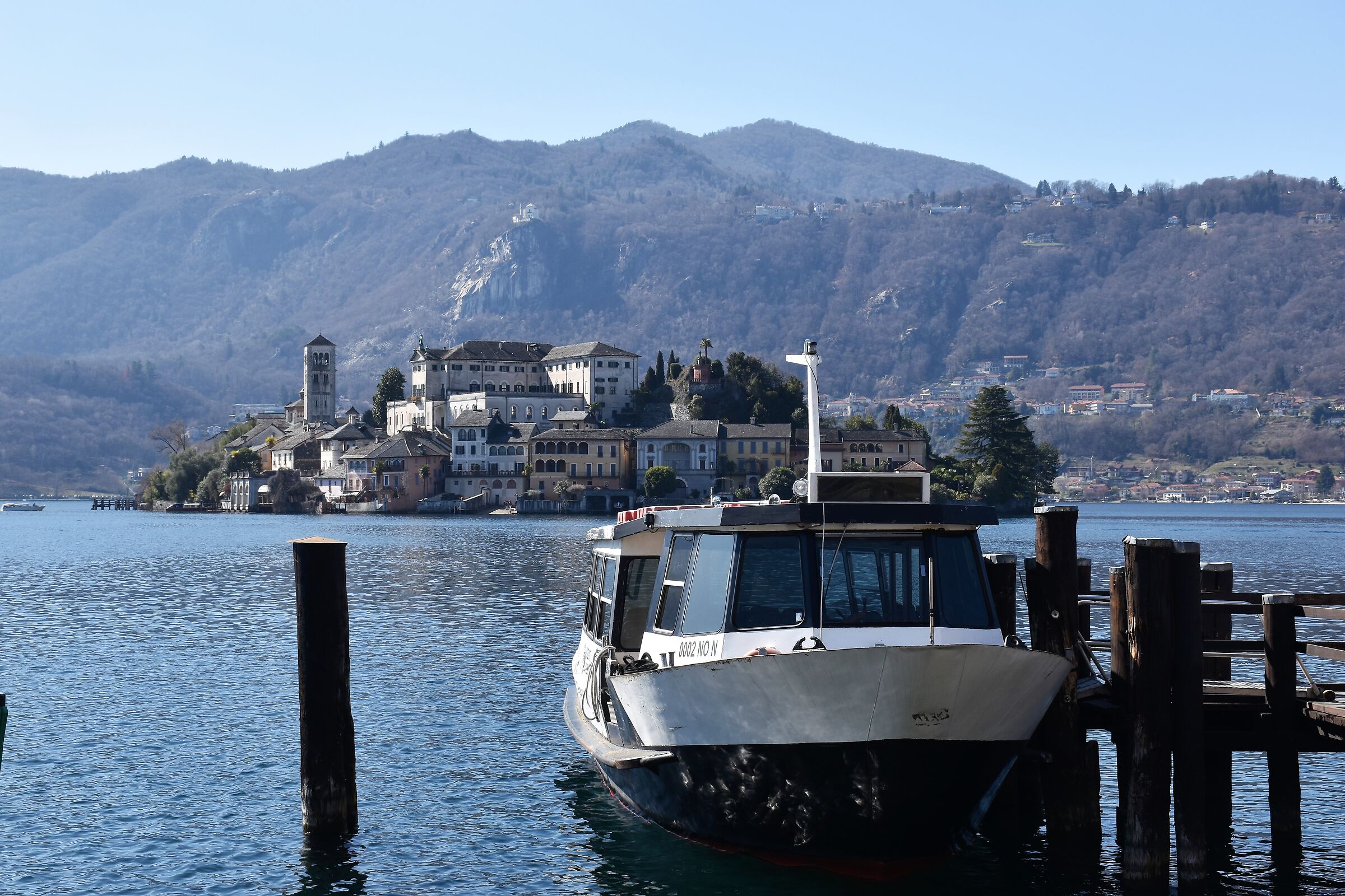 Vista sull'isola di San Giulio Orta