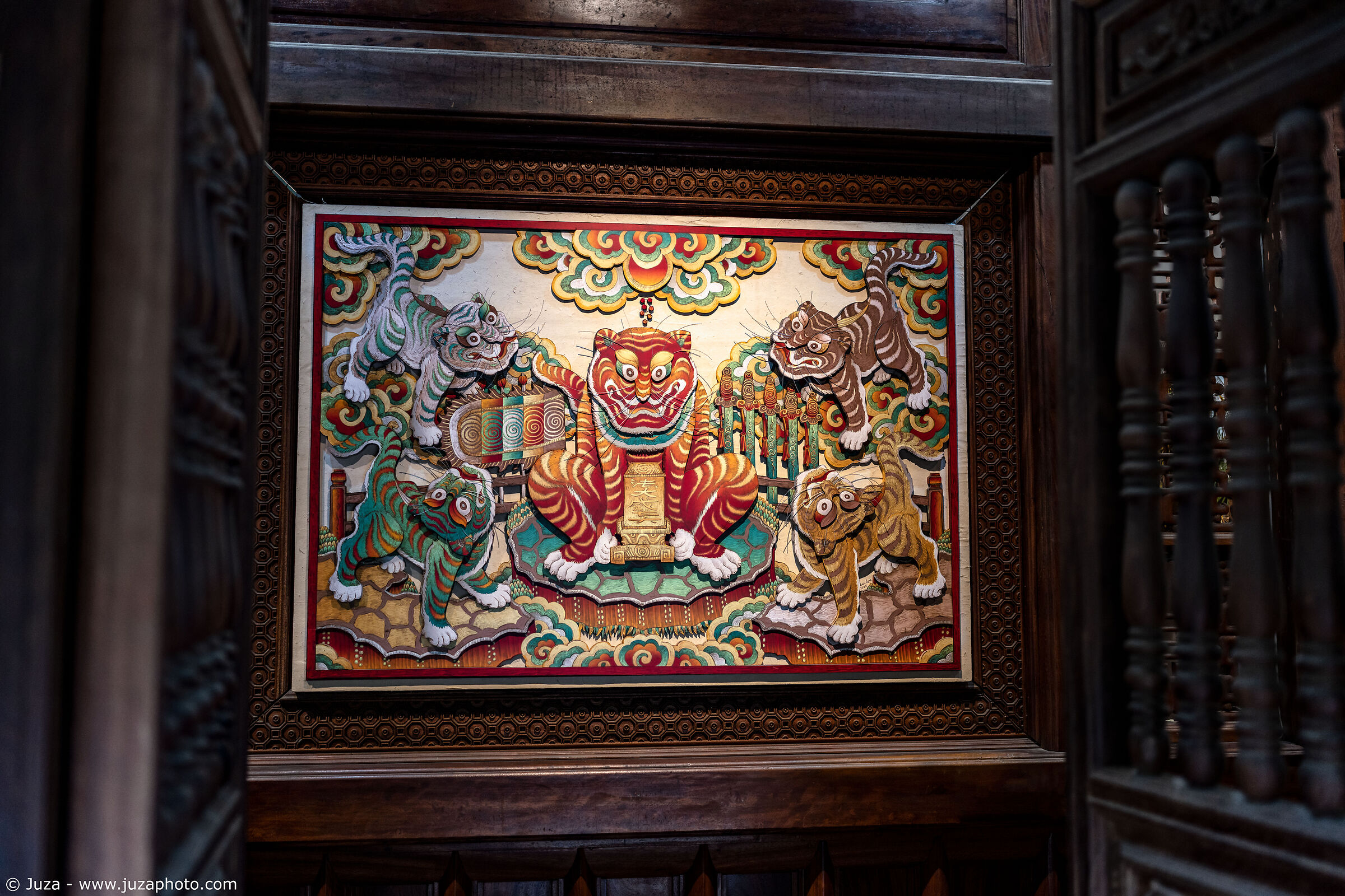 L'Hang Trong, la pittura su legno vietnamita