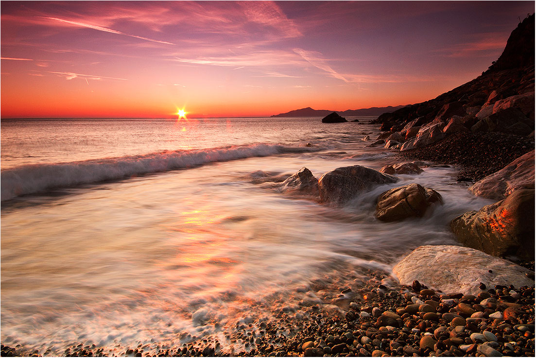winter sunset in Sestri Levante)