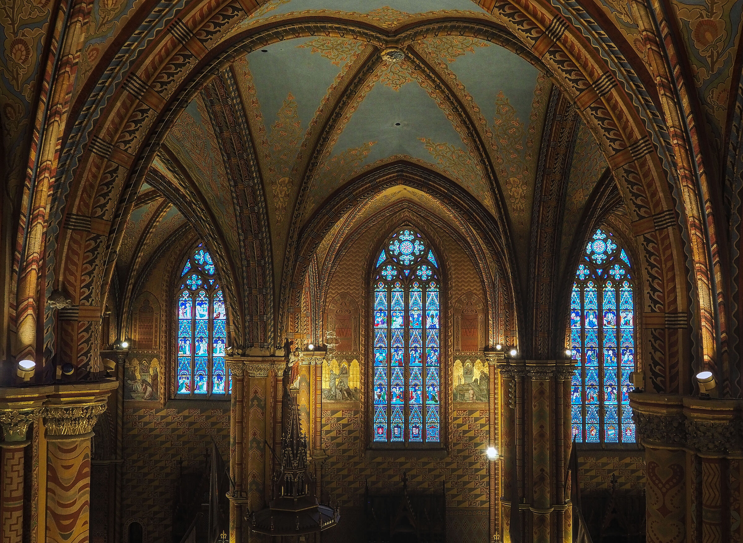 Matthias Church 4