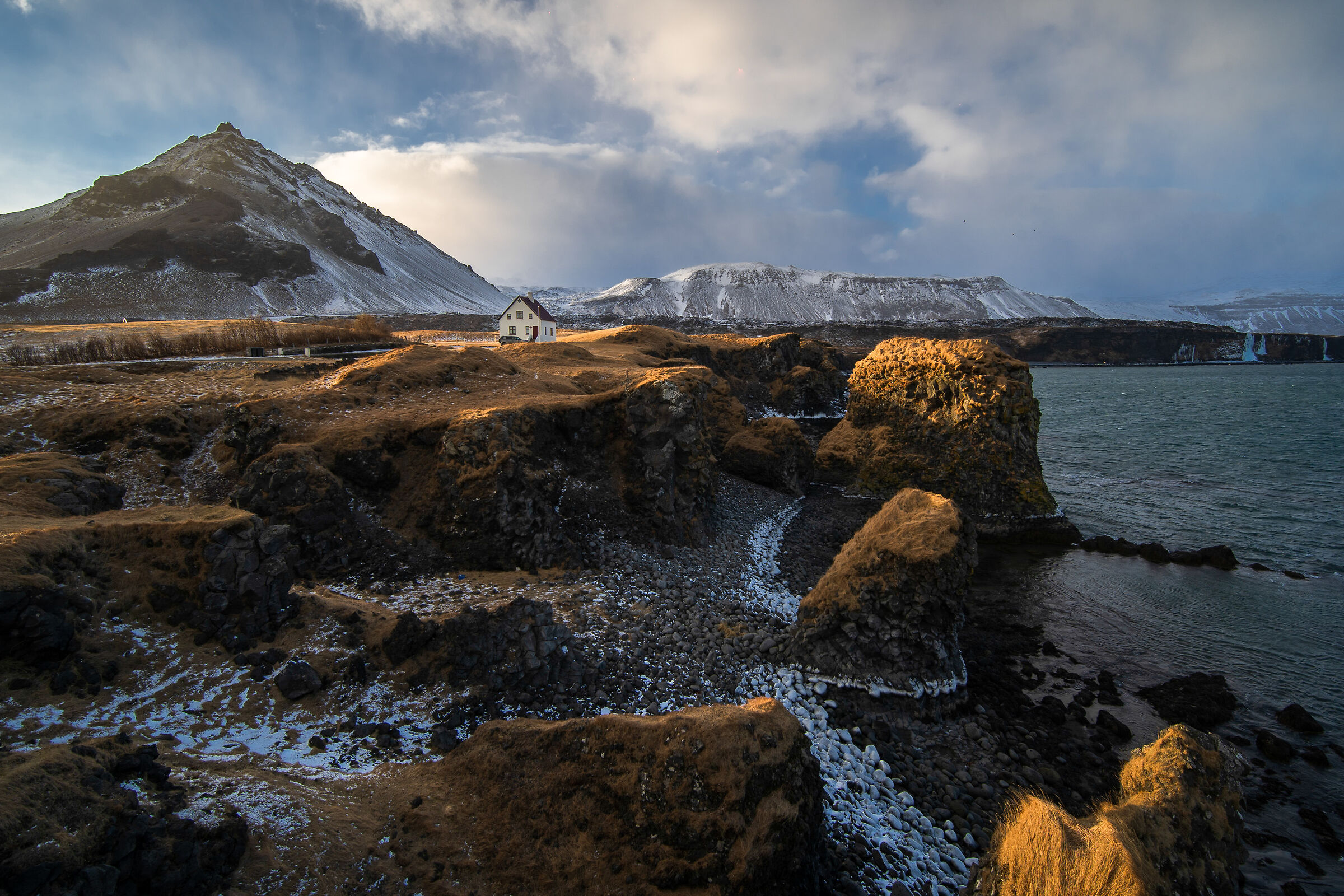 The last rays of a cold Icelandic day