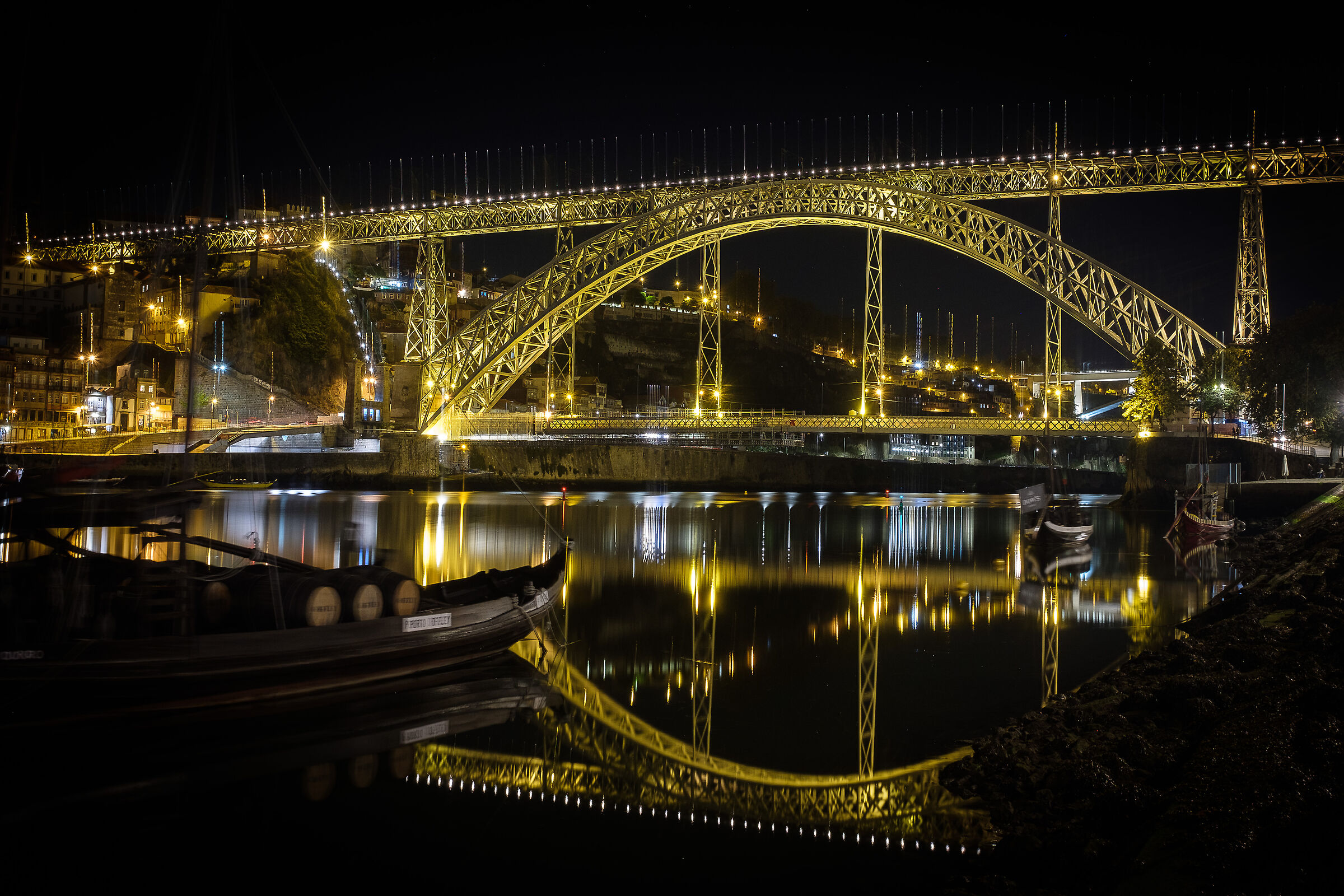 Porto by night