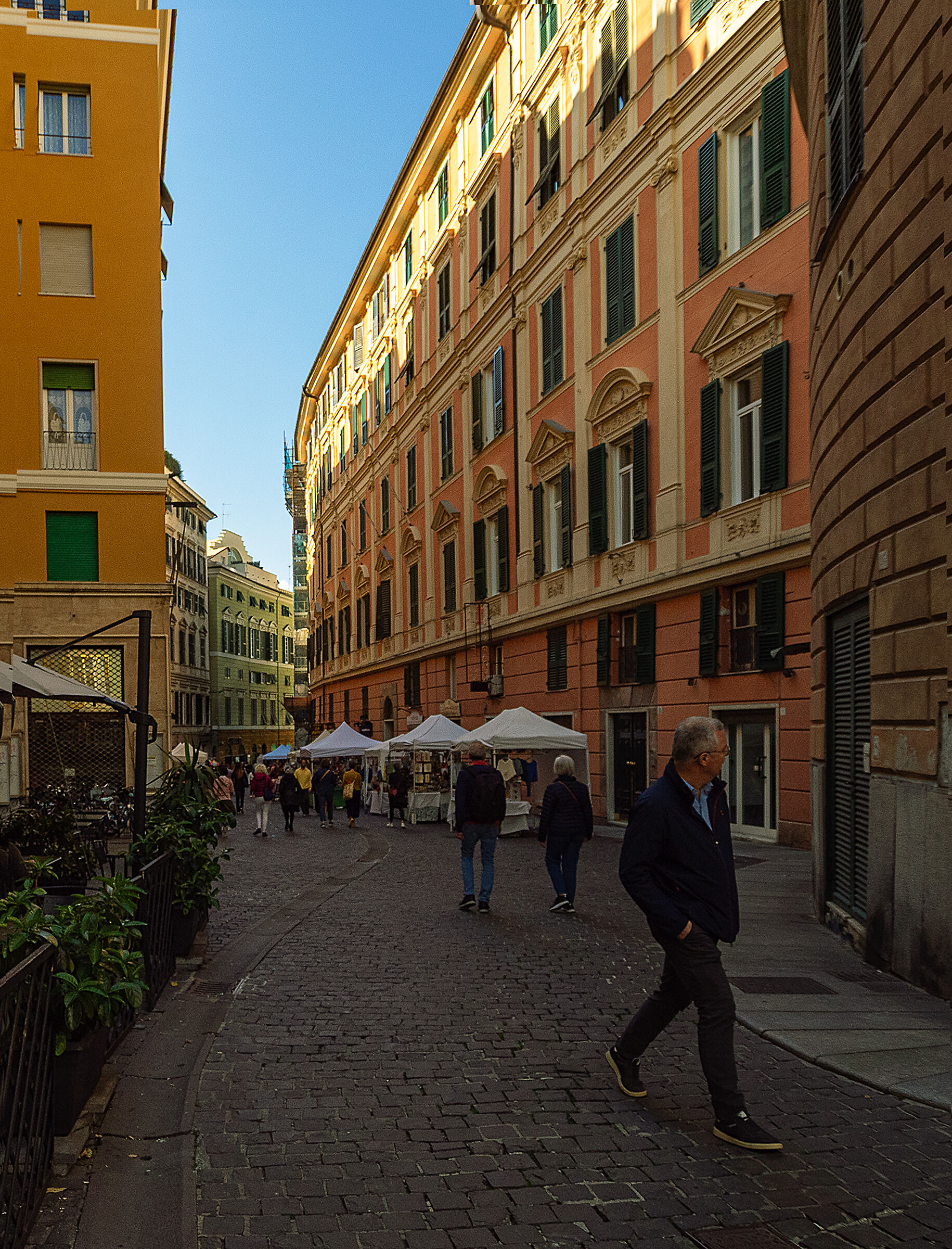 Genoa - Via Cairoli