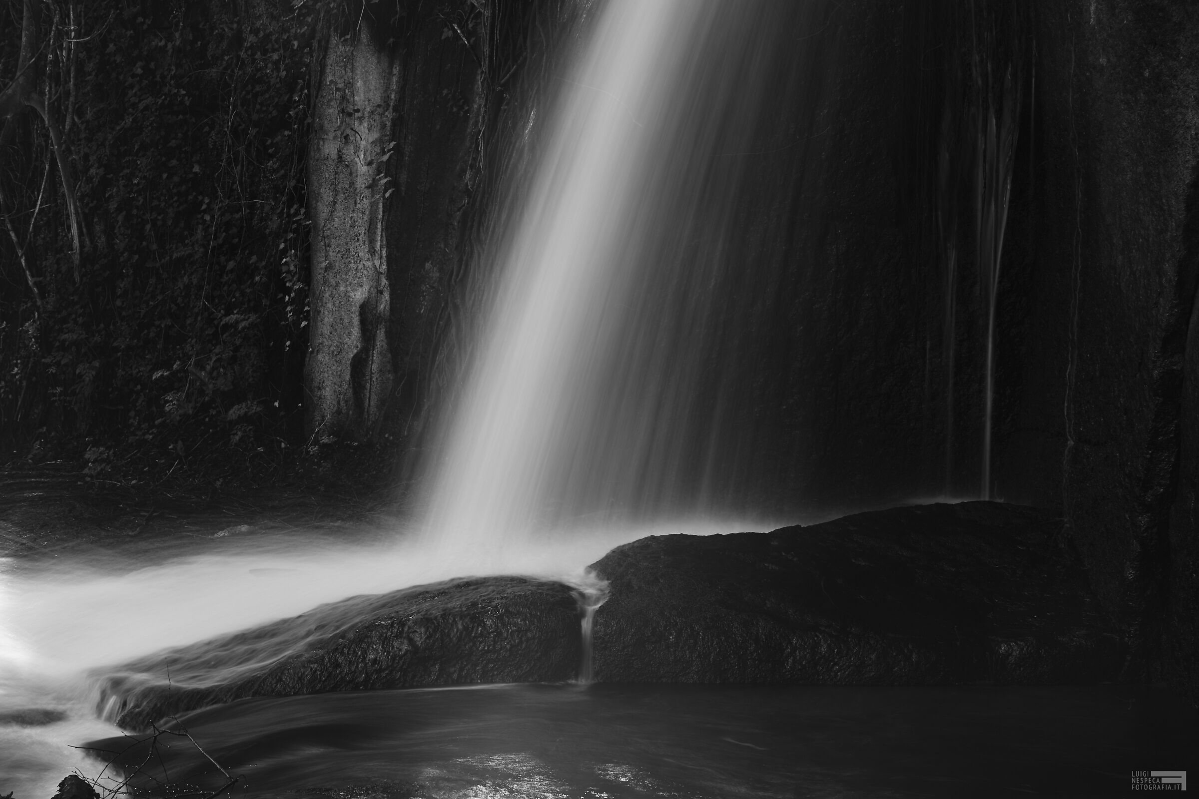 Cascate di Monte Gelato / monochrome