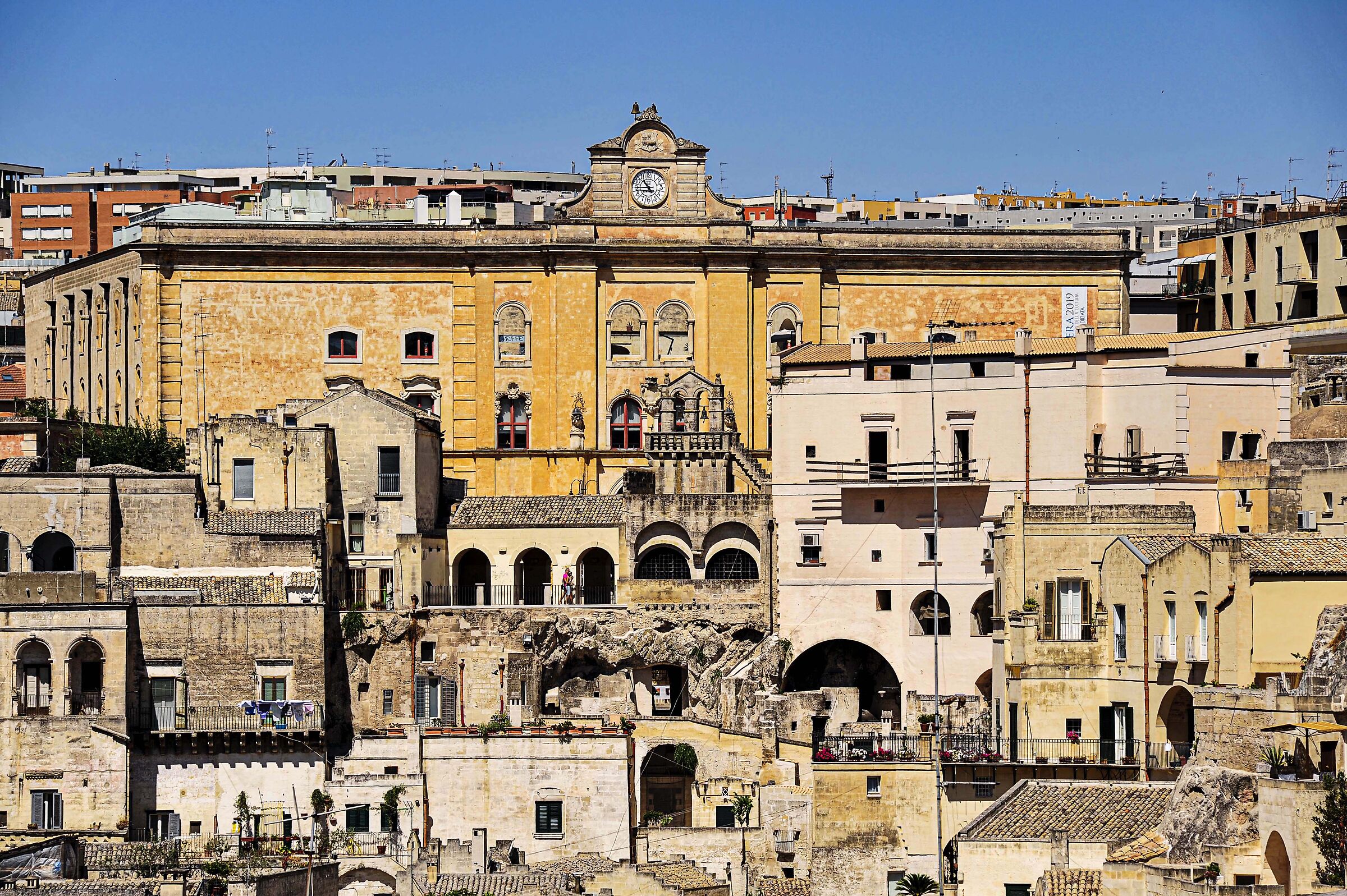 palazzo dell'annunziata l'orologio