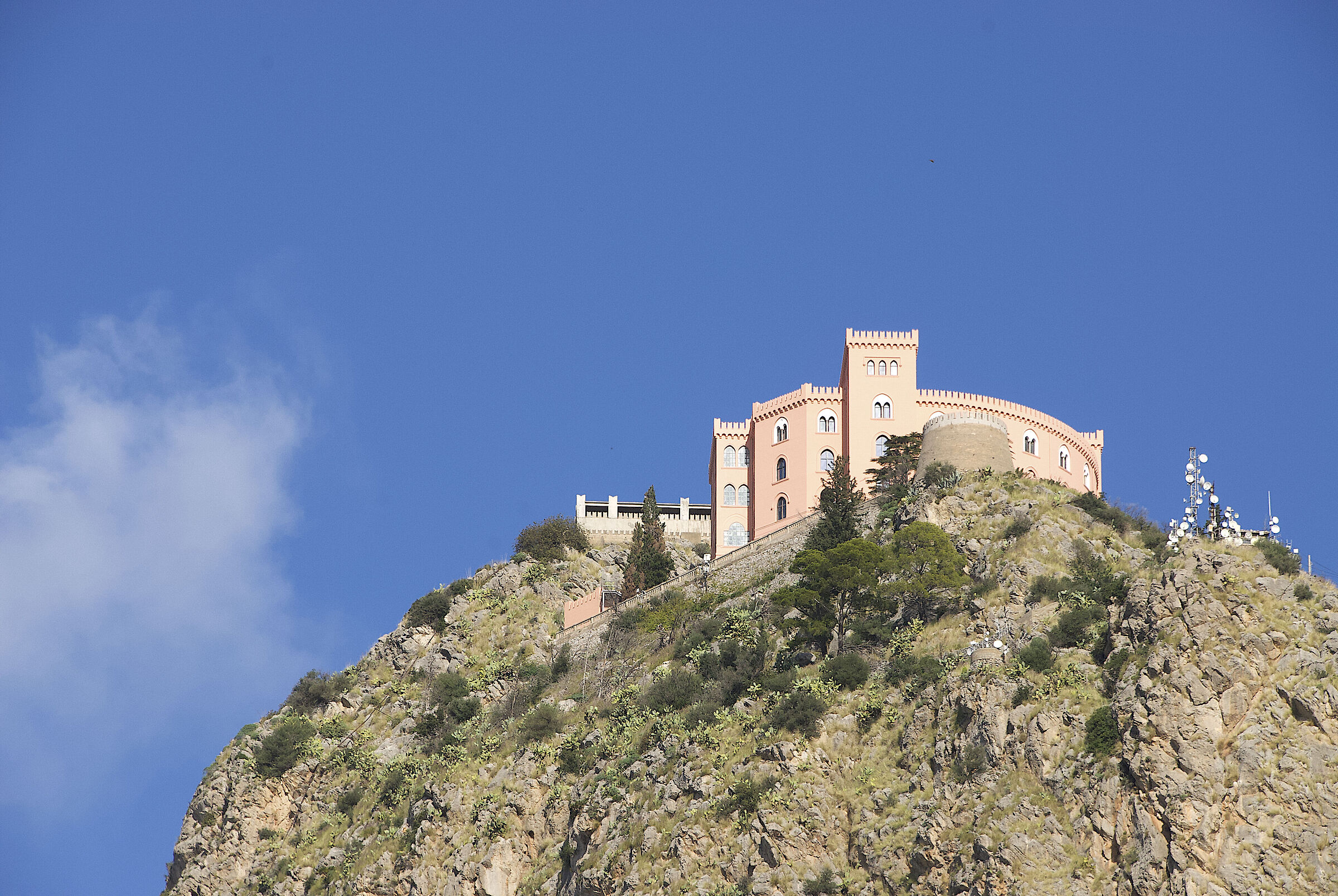 MONTE PELLEGRINO - PALERMO - UTVEGGIO CASTLE