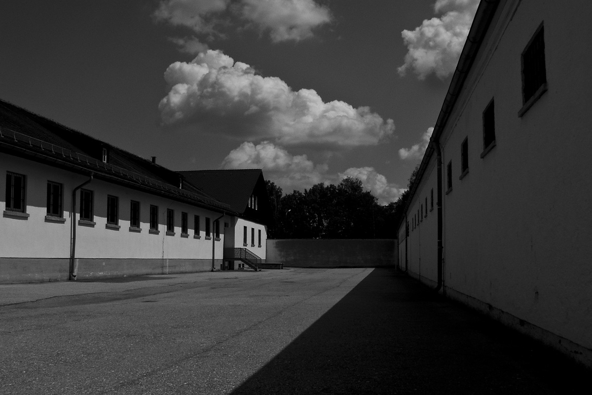 Dachau ... ...