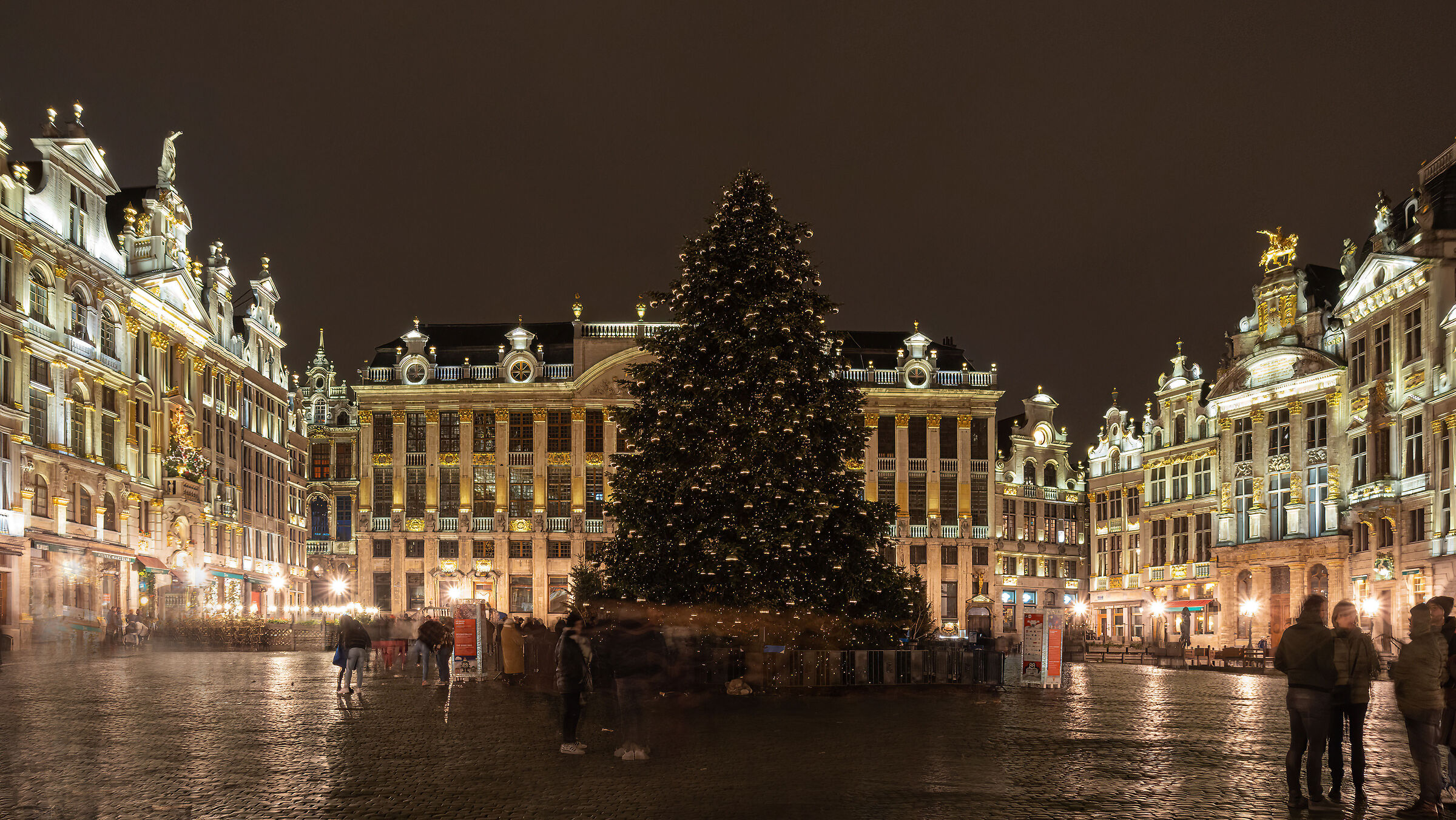 La grand place(Bruxelles) 2022