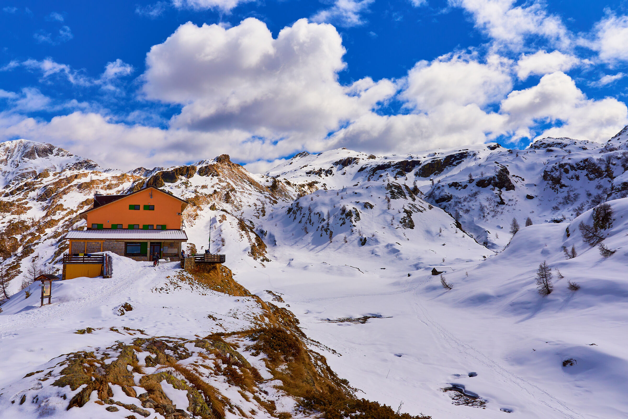 Refuge F.li Calvi, Carona, Val Brembana (BG)