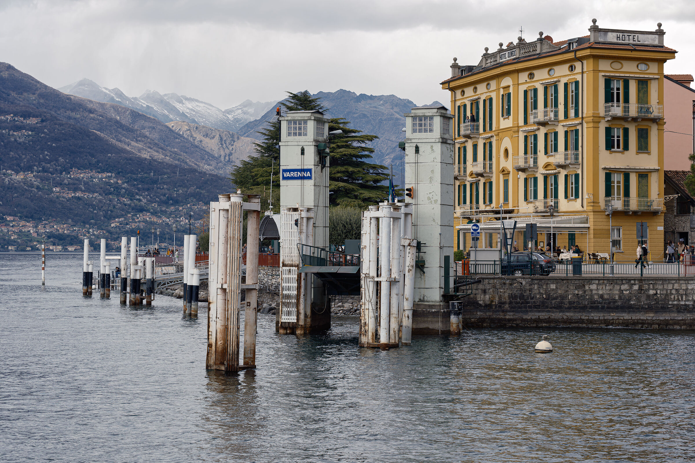 Imbarcadero di Varenna, lago di Como