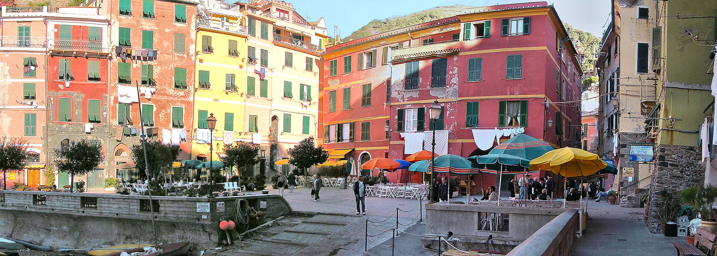 Vernazza - Piazza Marconi