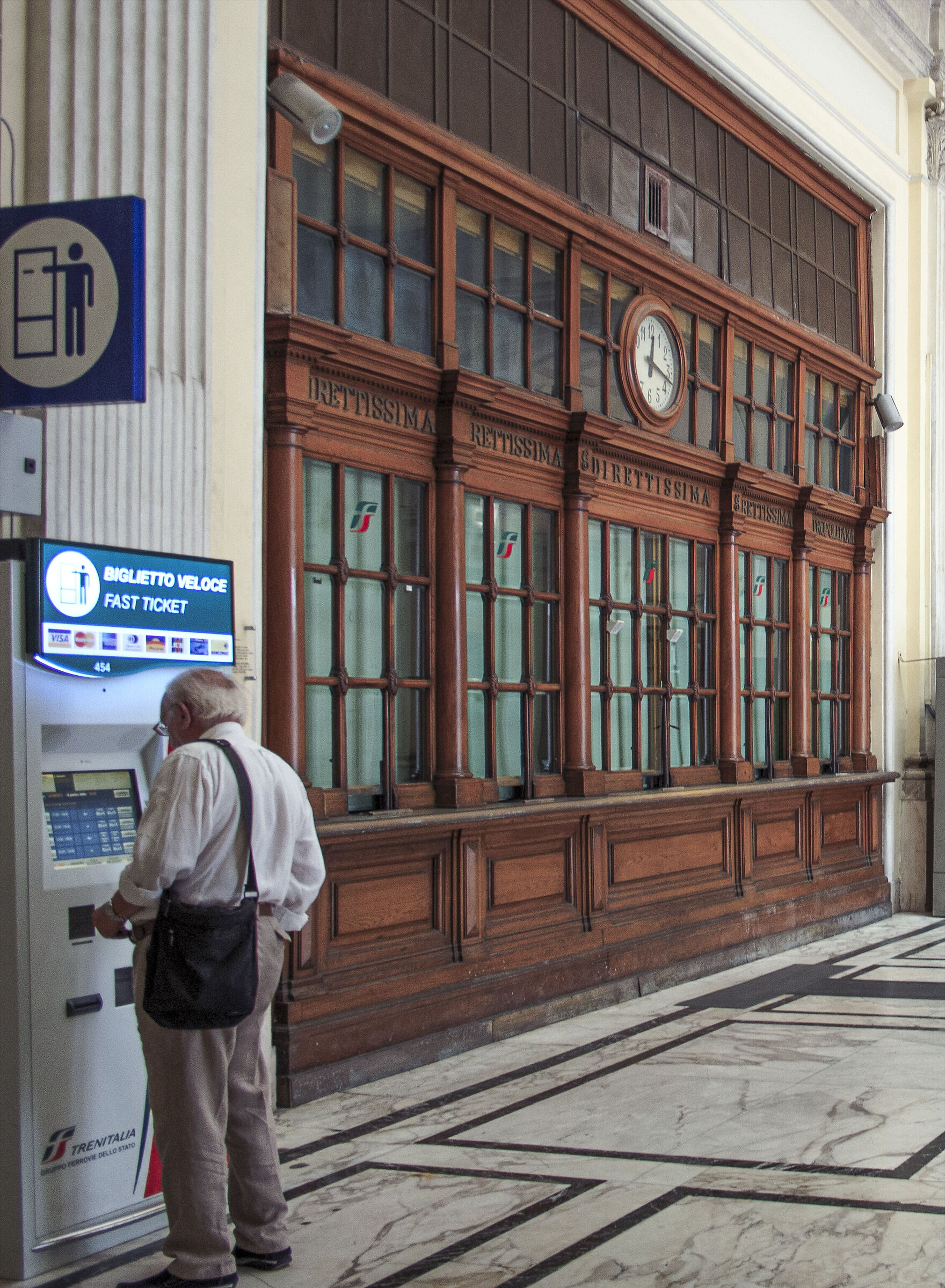 StazioneMergellina. Biglietteria veloce  -mica sempre!-