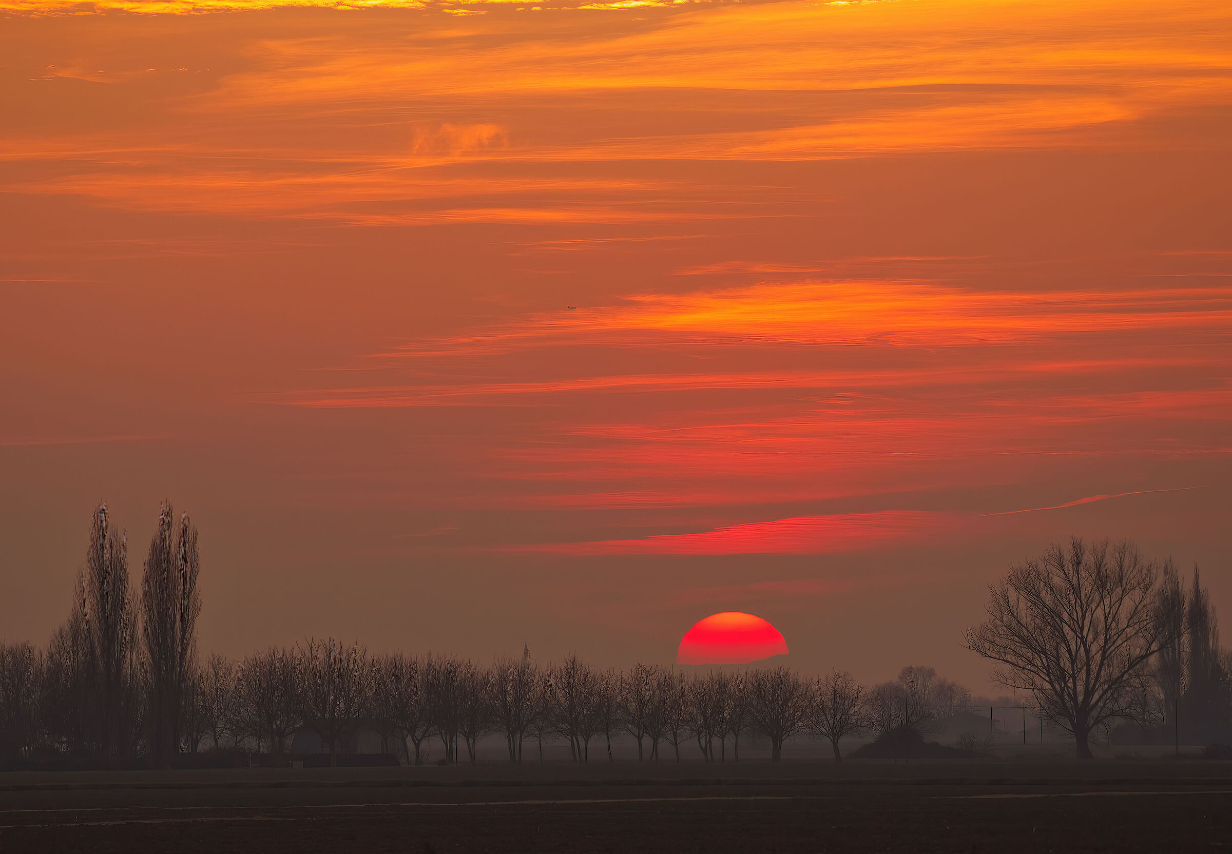 Sunset in the valleys of the lower Bologna area