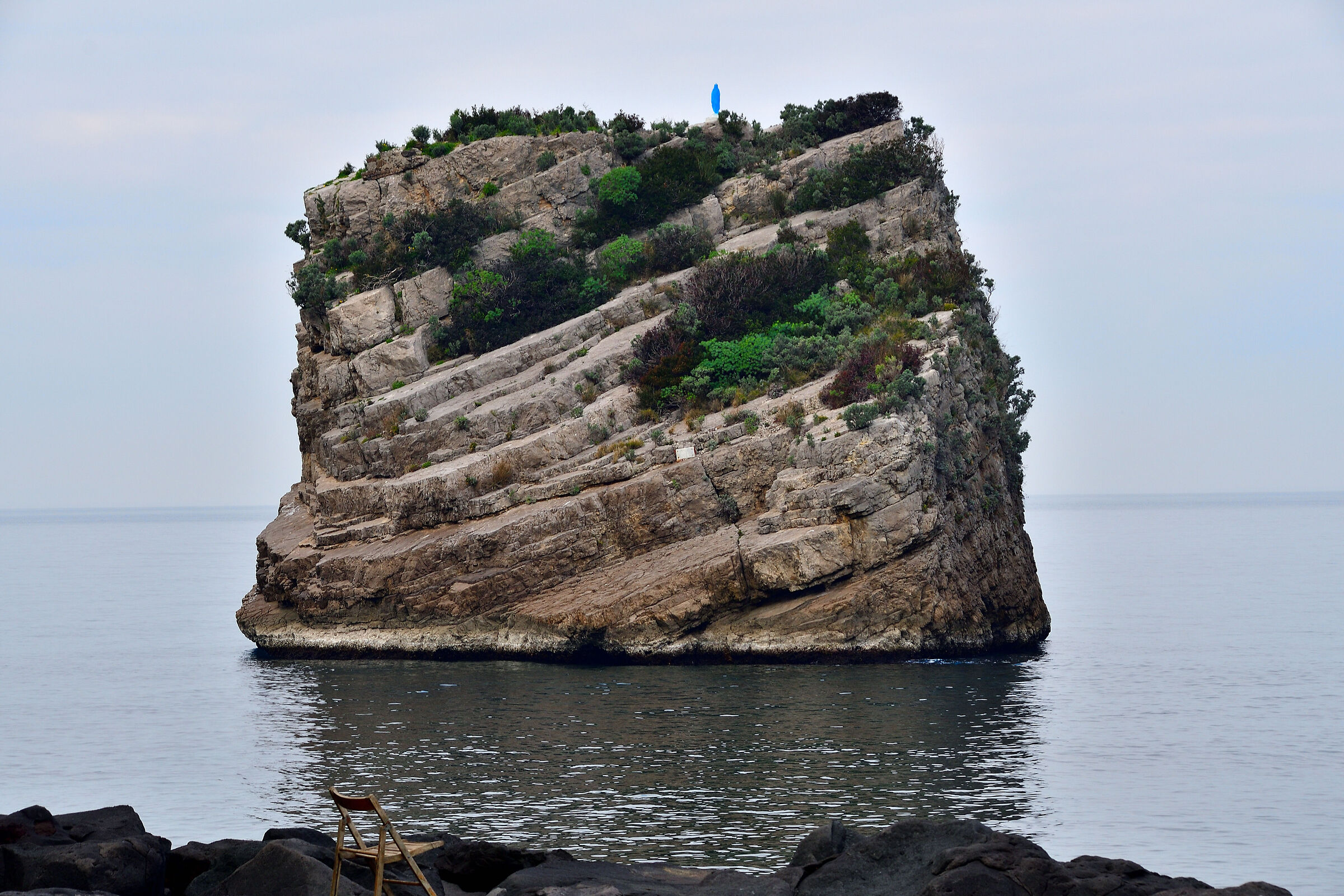 Lo scoglio, Vico Equense