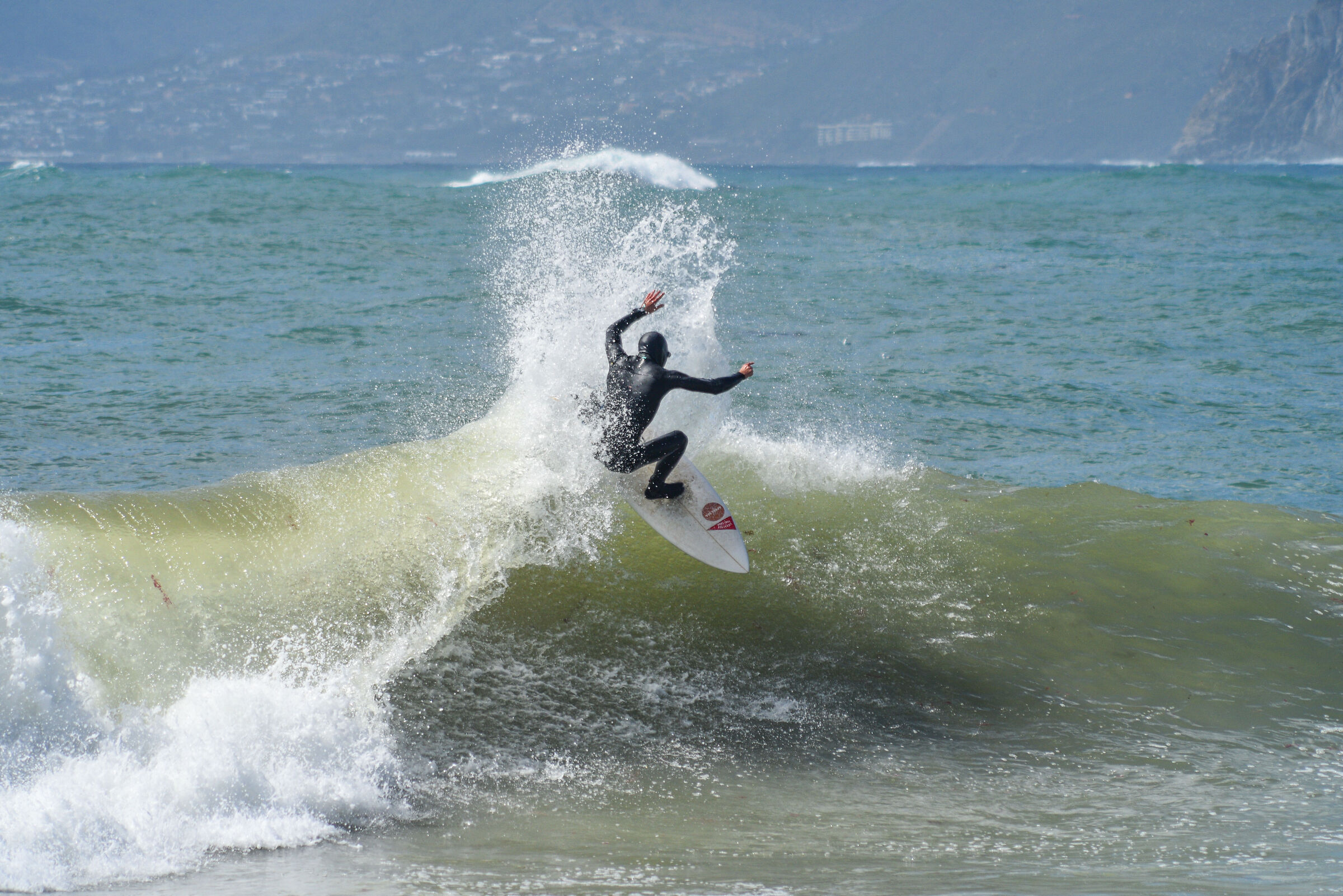 Surf in Table Mountain National Park