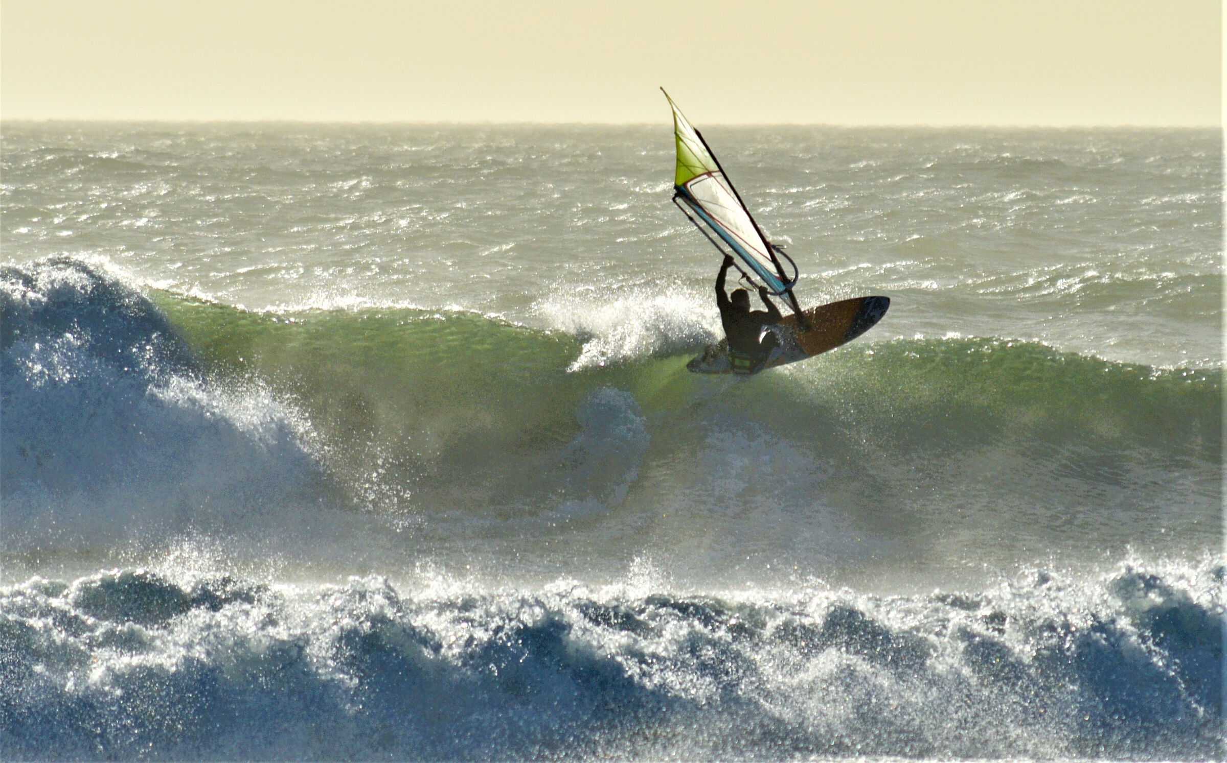 Windsurfing in Haakgat Cape Town