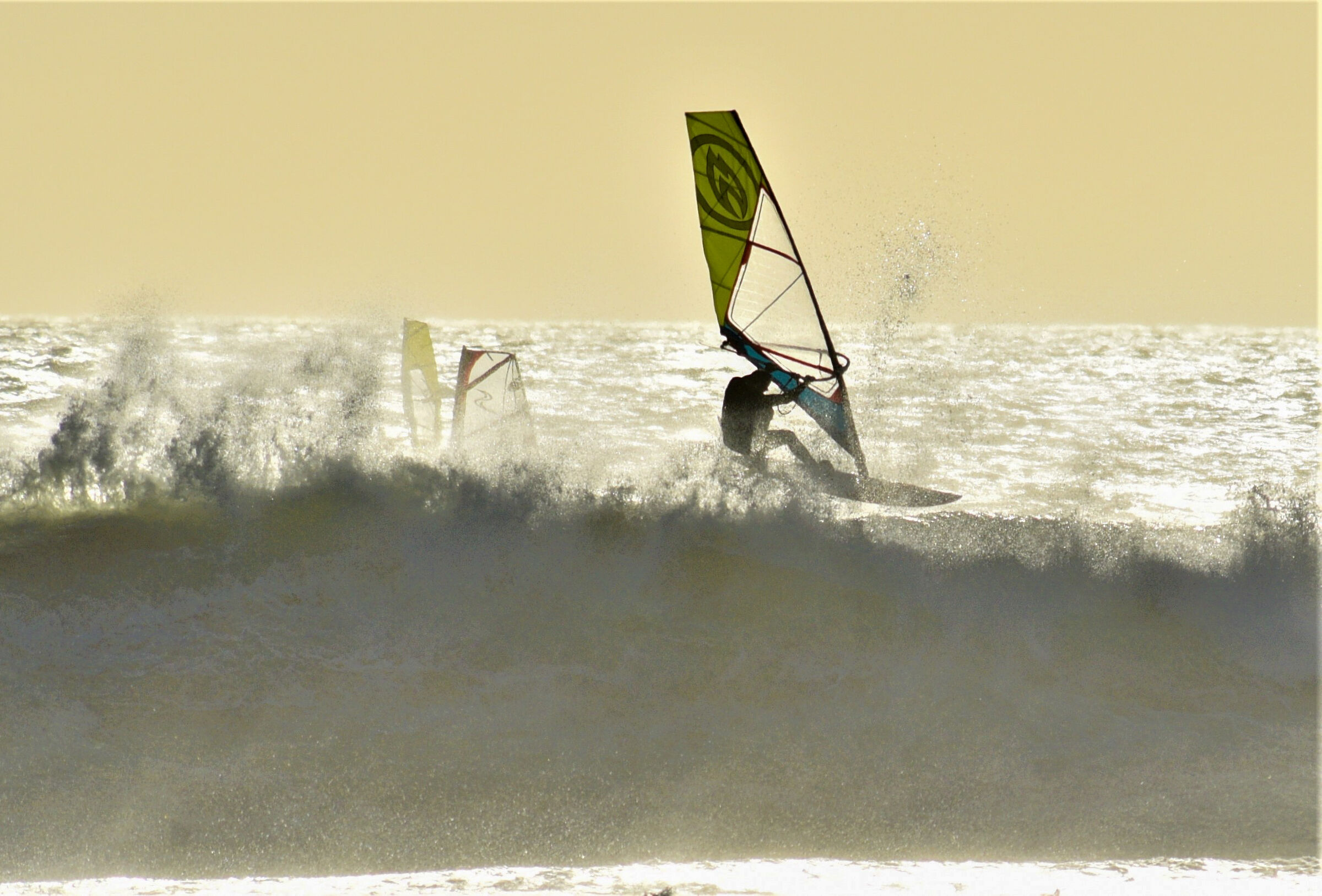 Windsurfing in Haakgat Cape Town
